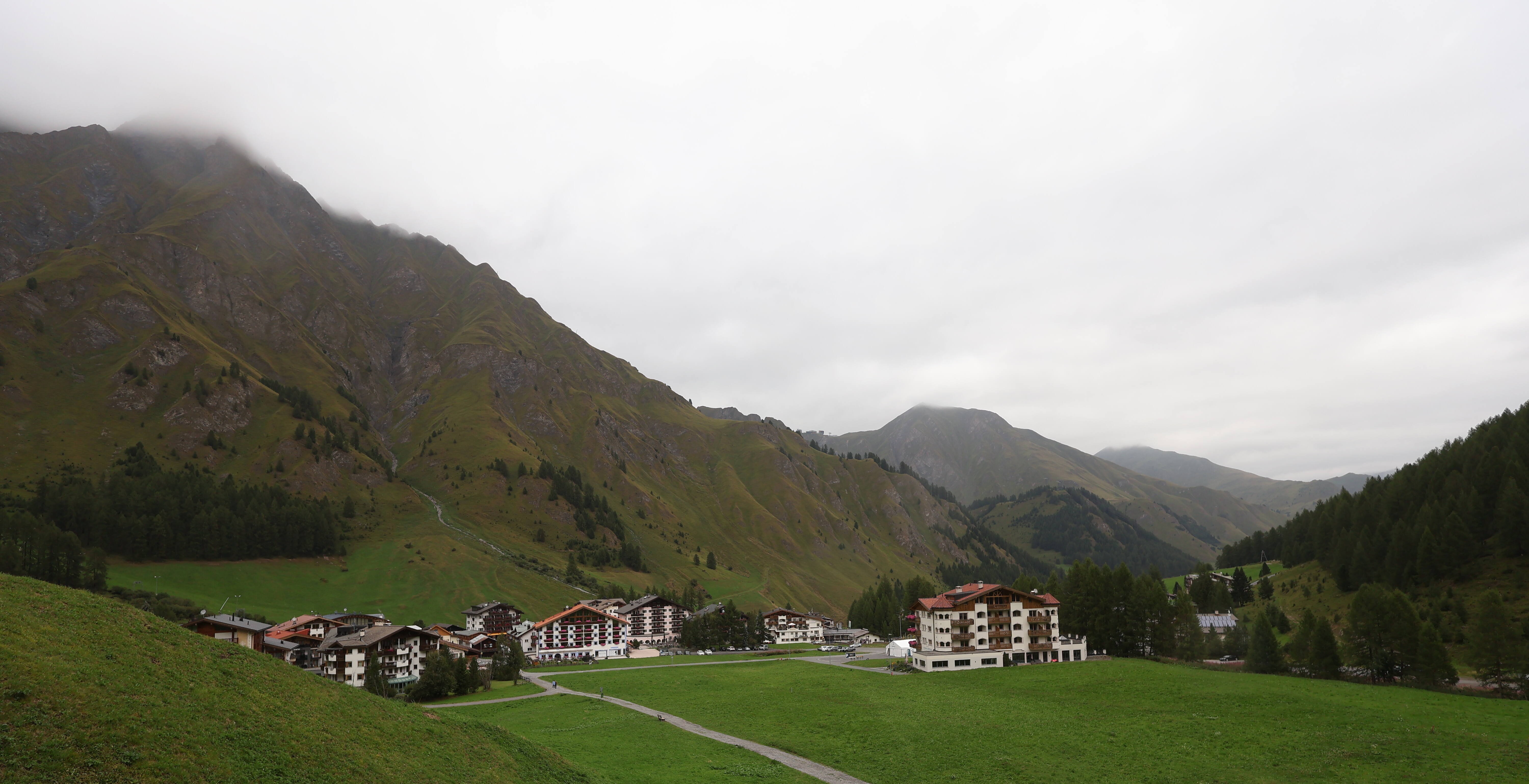 Archiv Foto Webcam Samnaun: Blick auf das Dorf