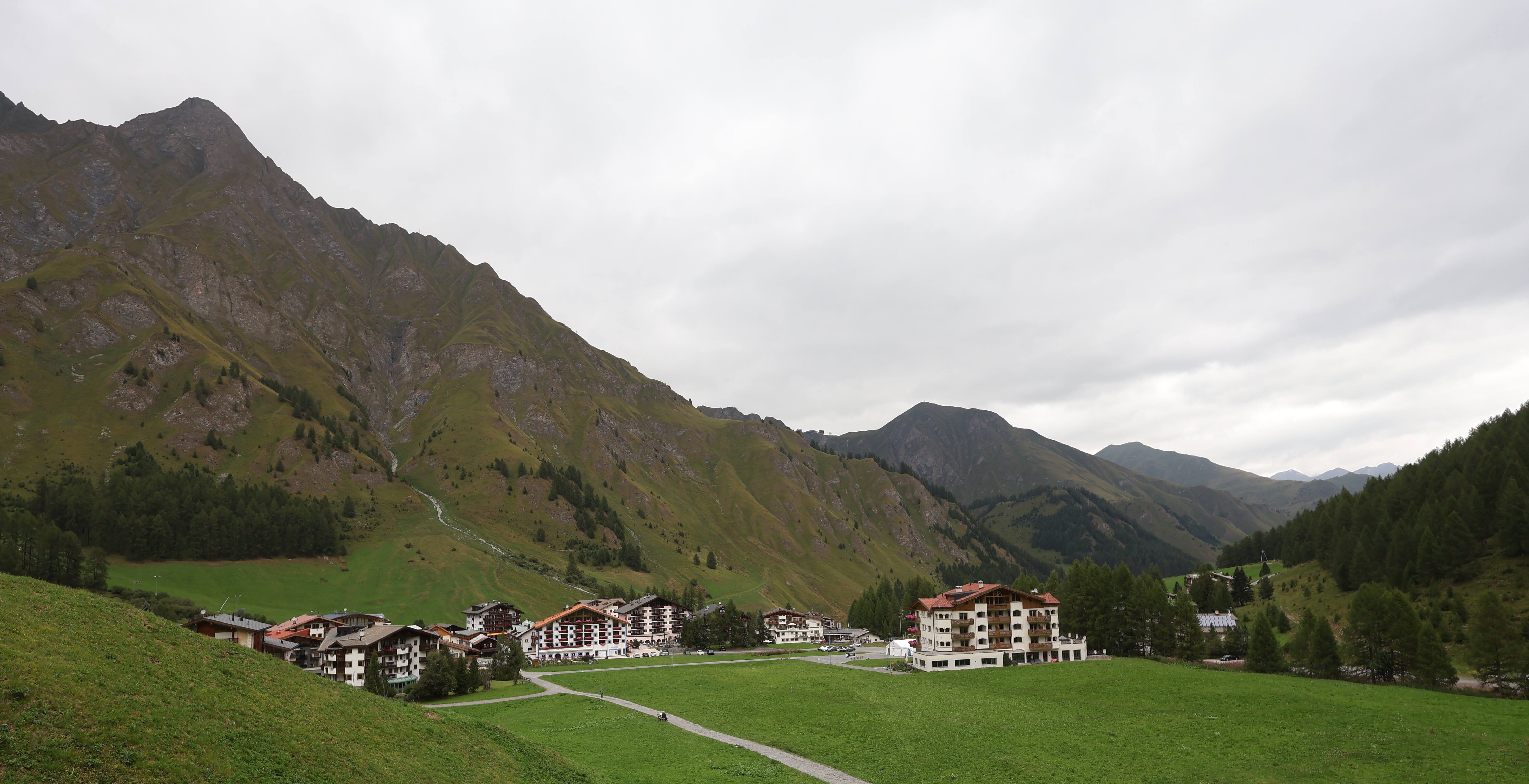 Archived image Webcam Samnaun: Village View