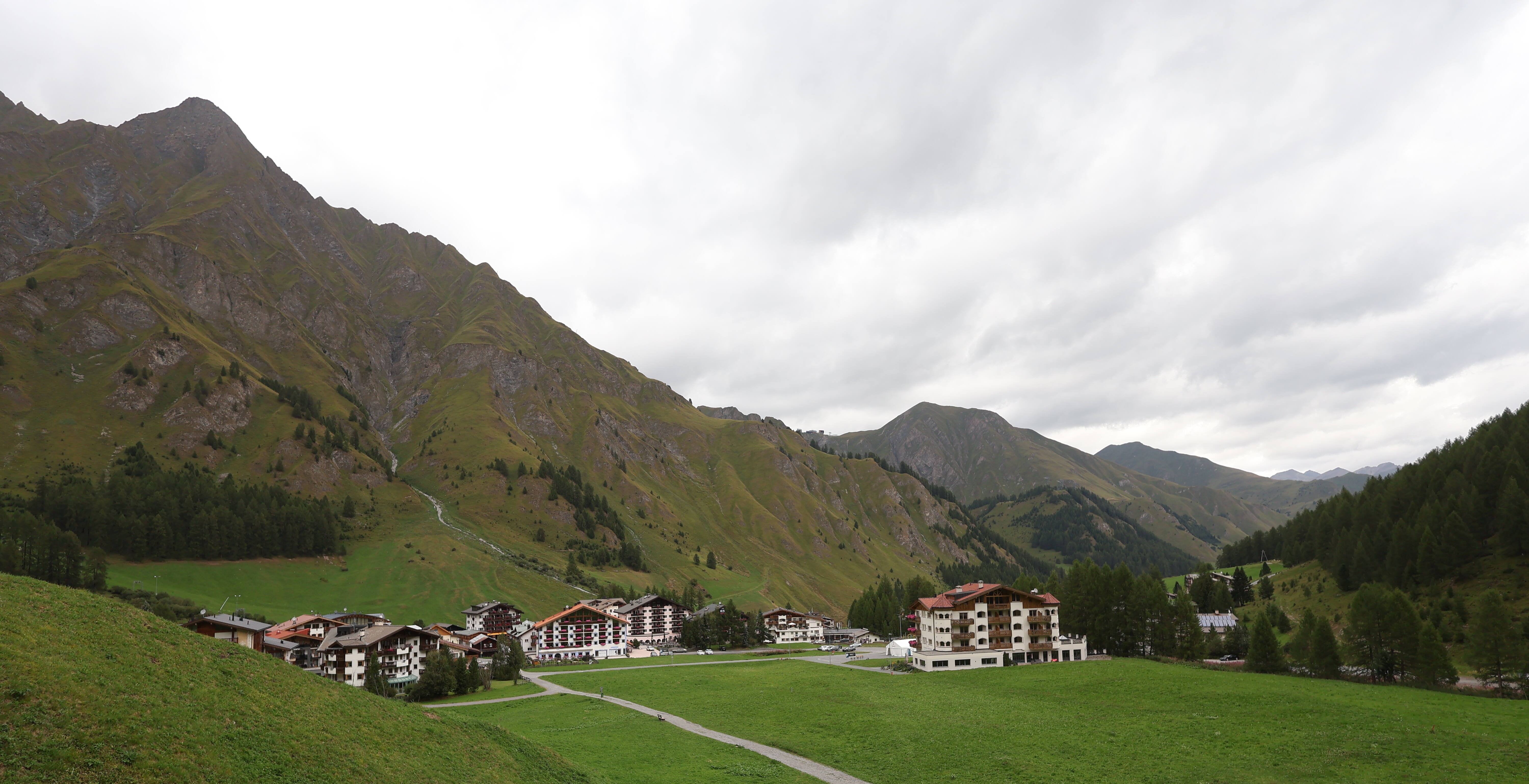 Archived image Webcam Samnaun: Village View