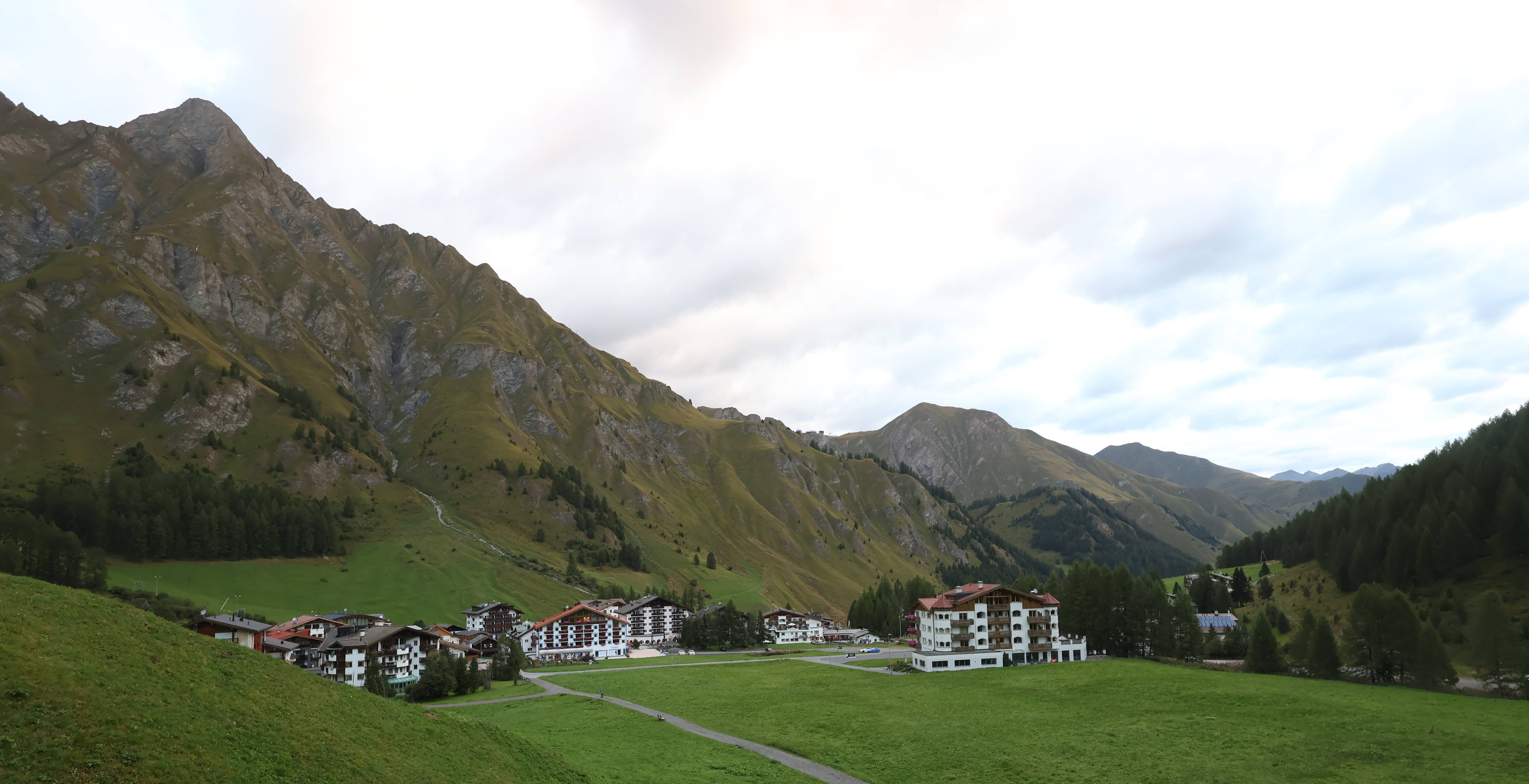 Archiv Foto Webcam Samnaun: Blick auf das Dorf