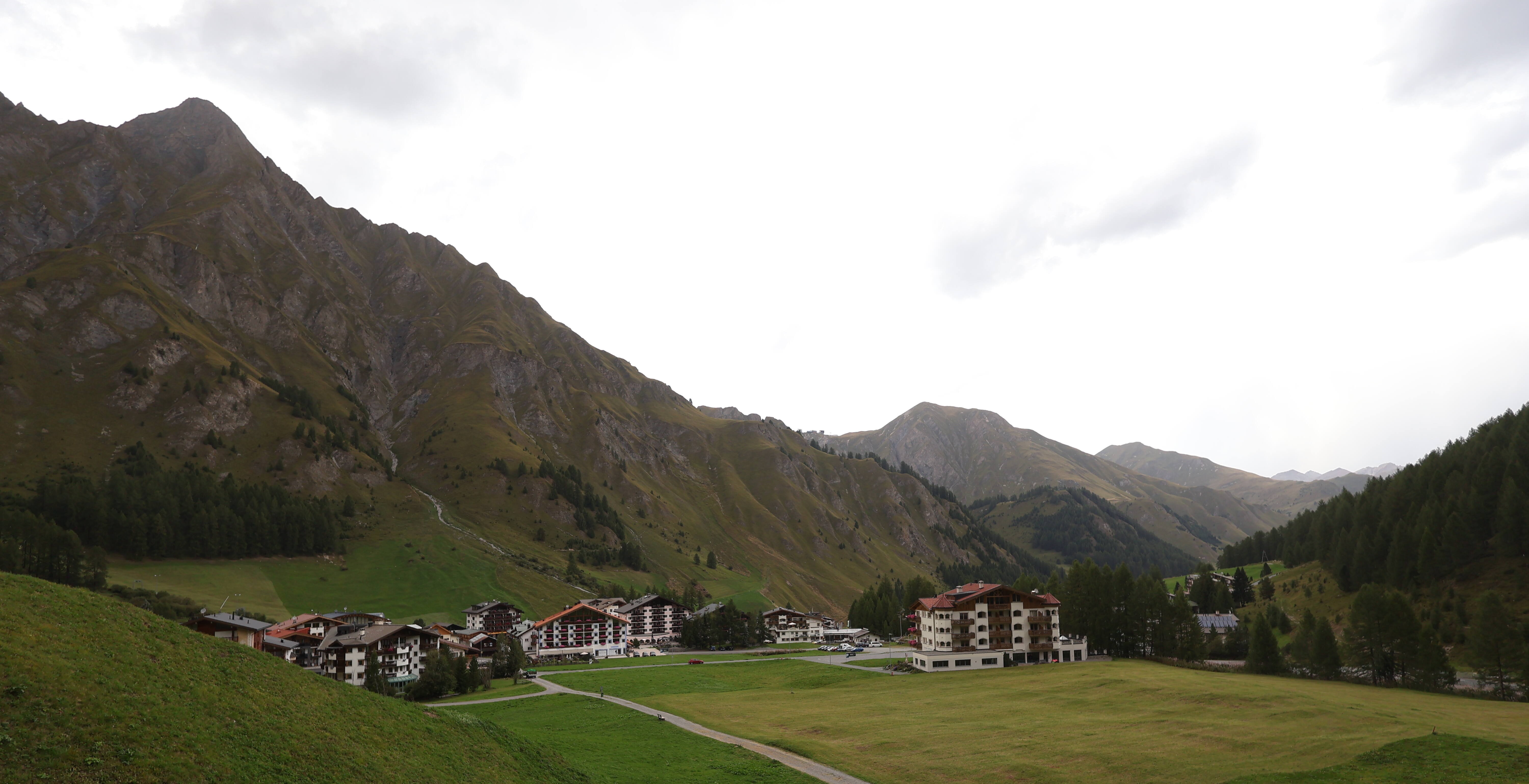 Archiv Foto Webcam Samnaun: Blick auf das Dorf