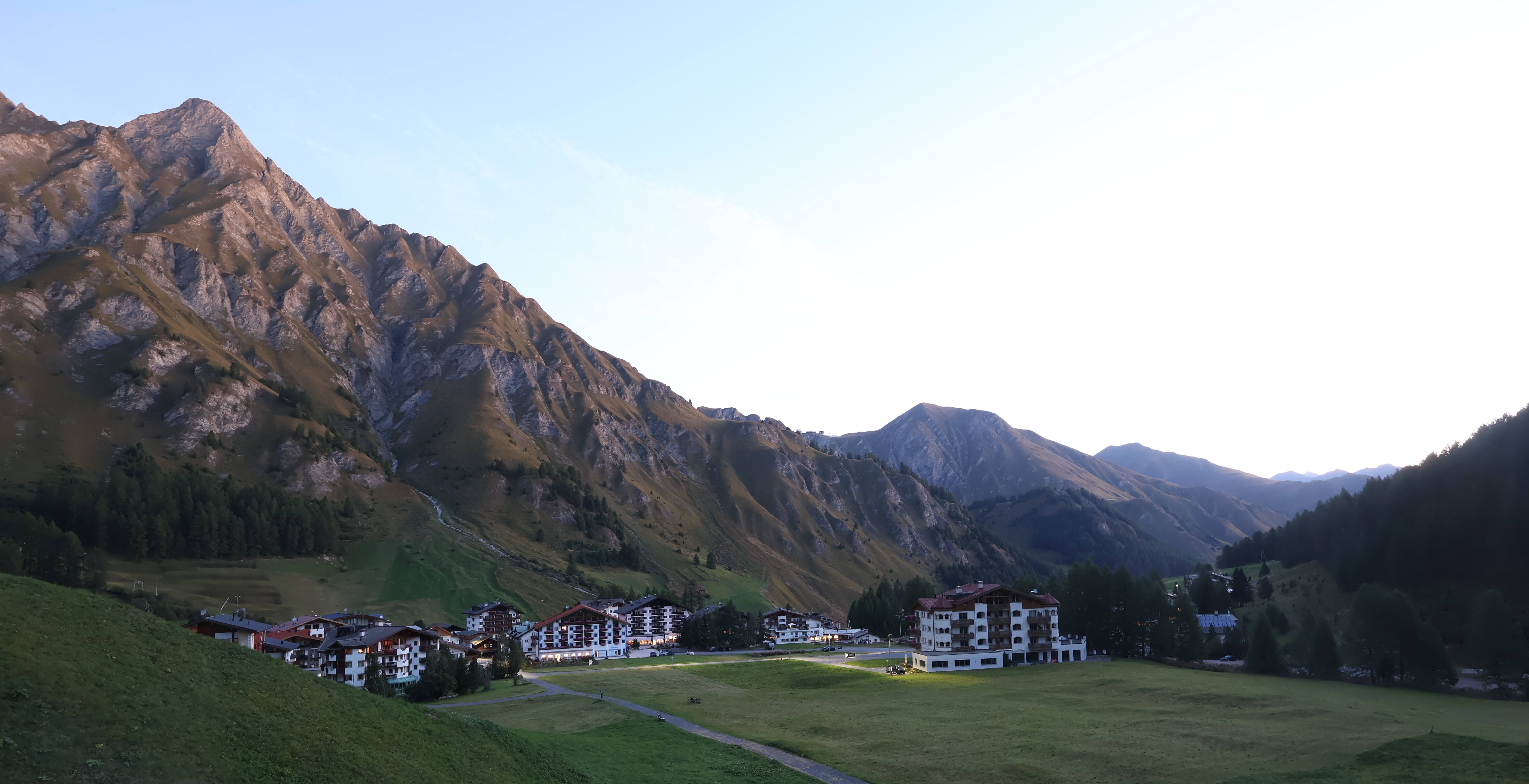 Archiv Foto Webcam Samnaun: Blick auf das Dorf