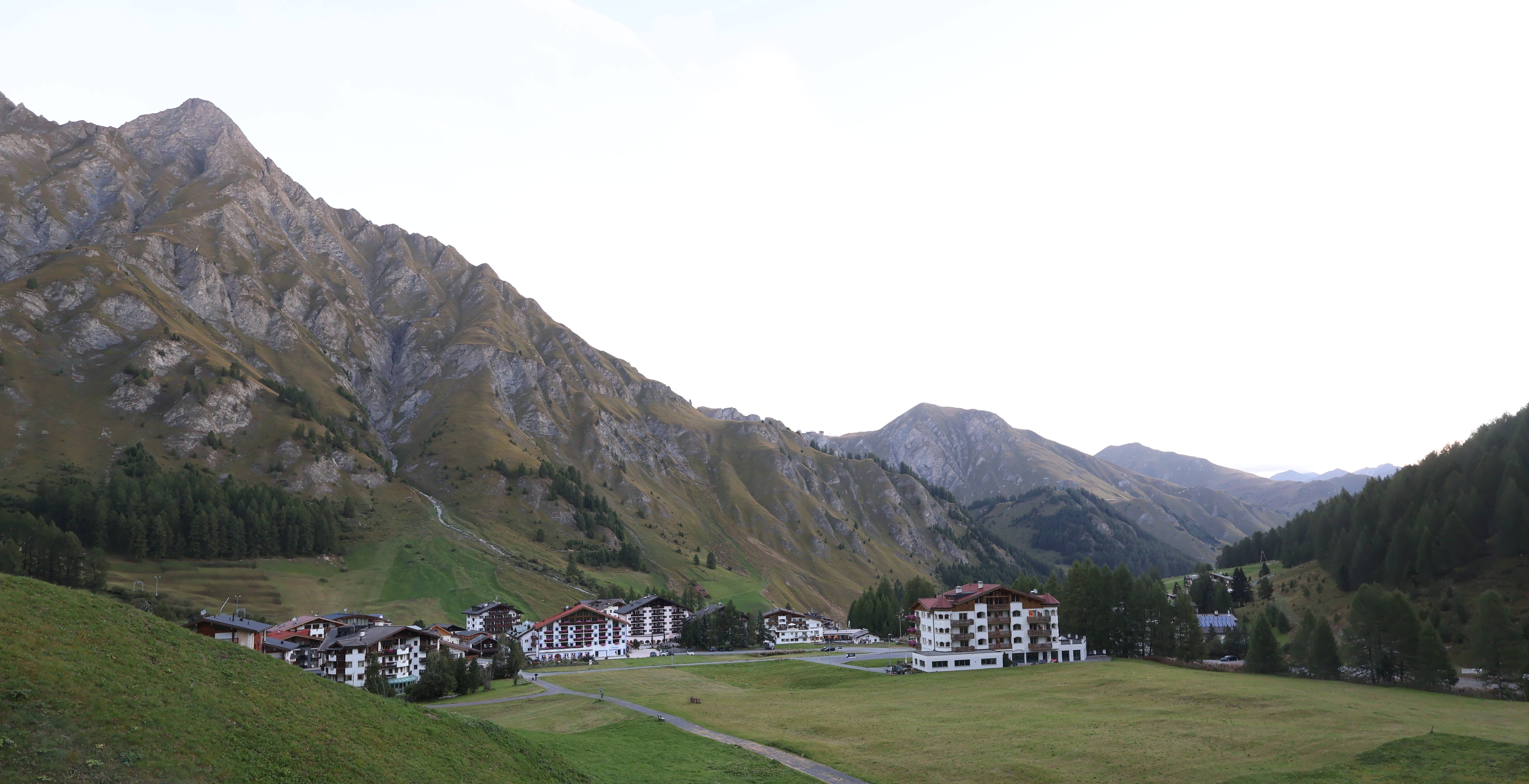 Archiv Foto Webcam Samnaun: Blick auf das Dorf