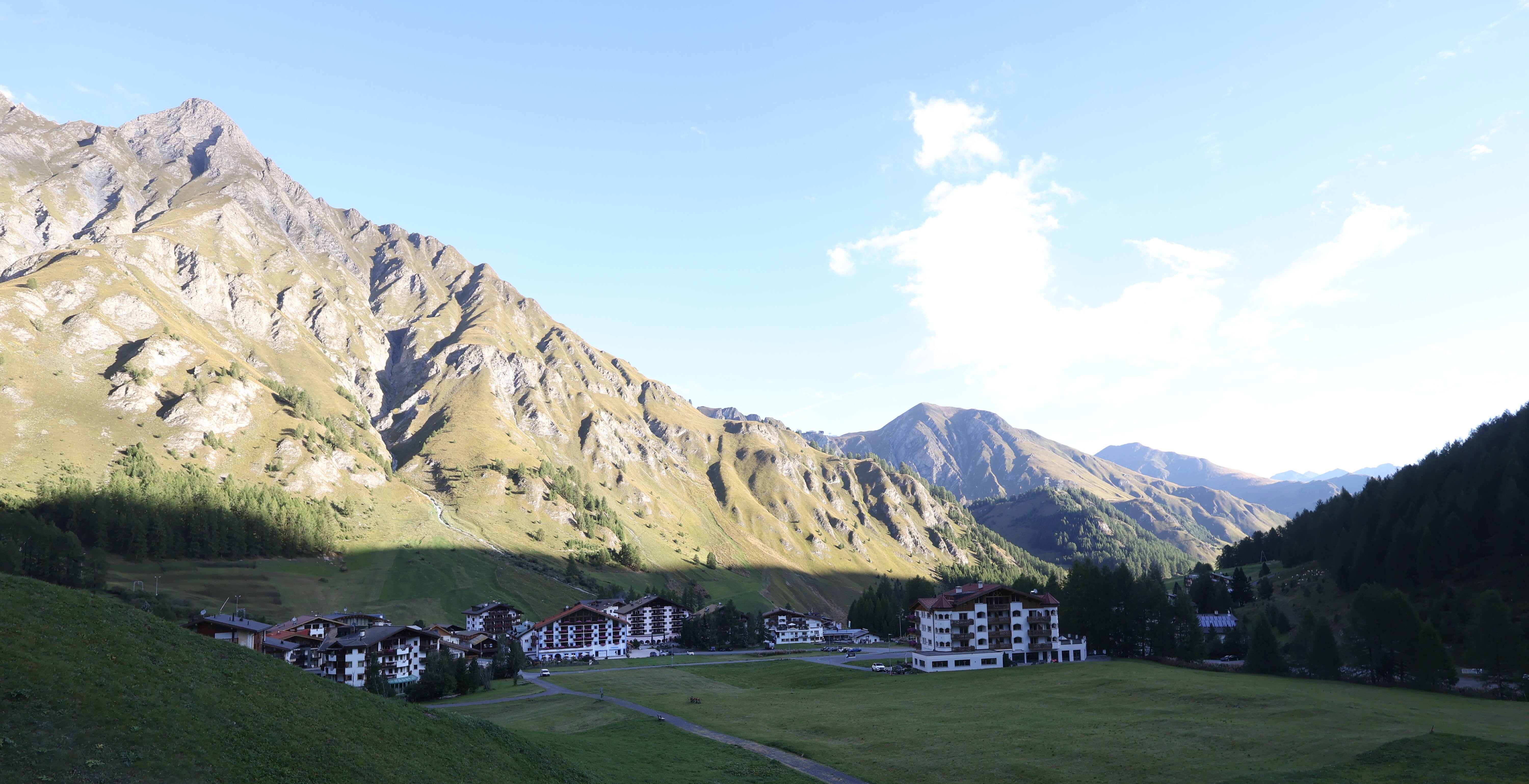 Archiv Foto Webcam Samnaun: Blick auf das Dorf
