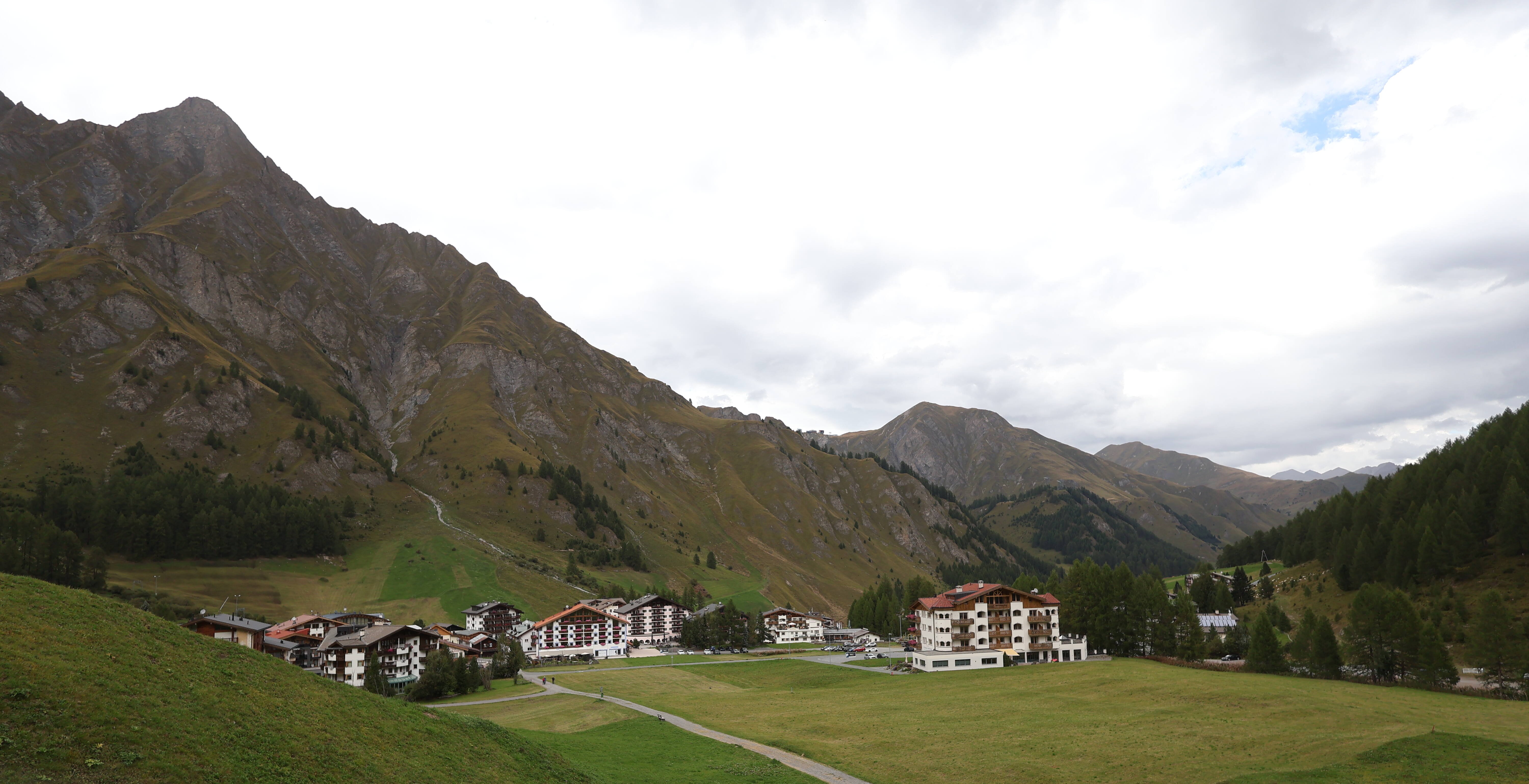 Archiv Foto Webcam Samnaun: Blick auf das Dorf