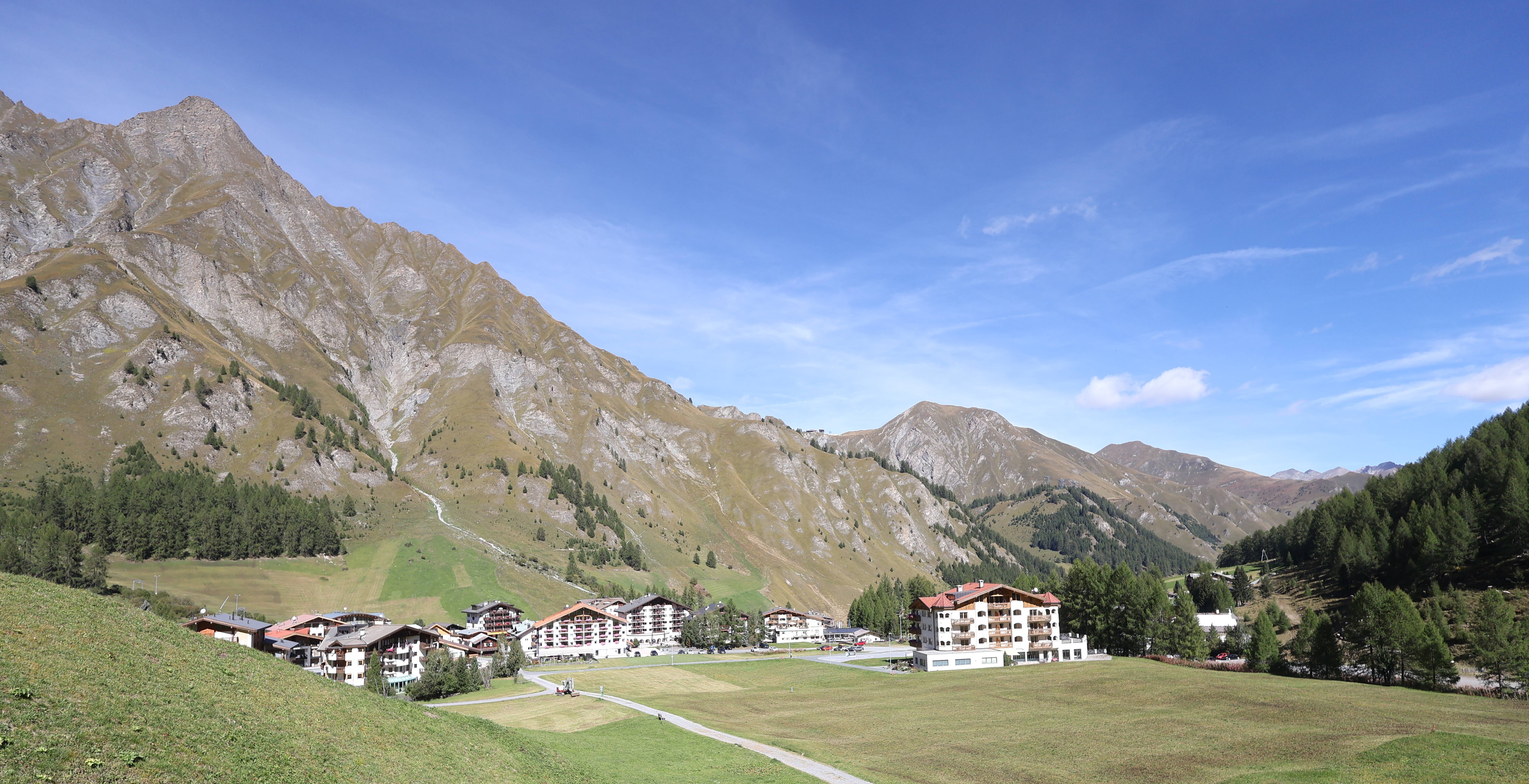 Archiv Foto Webcam Samnaun: Blick auf das Dorf