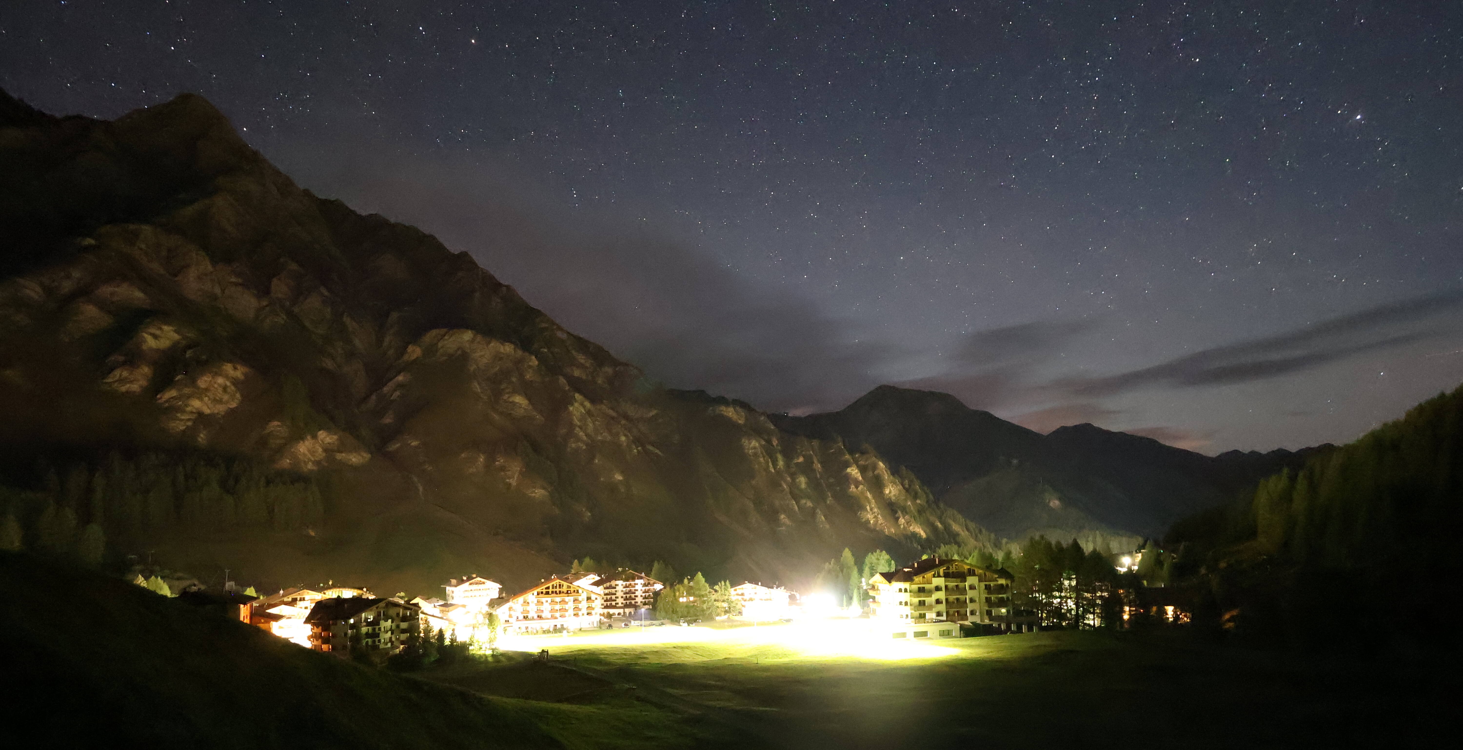 Archived image Webcam Samnaun: Village View