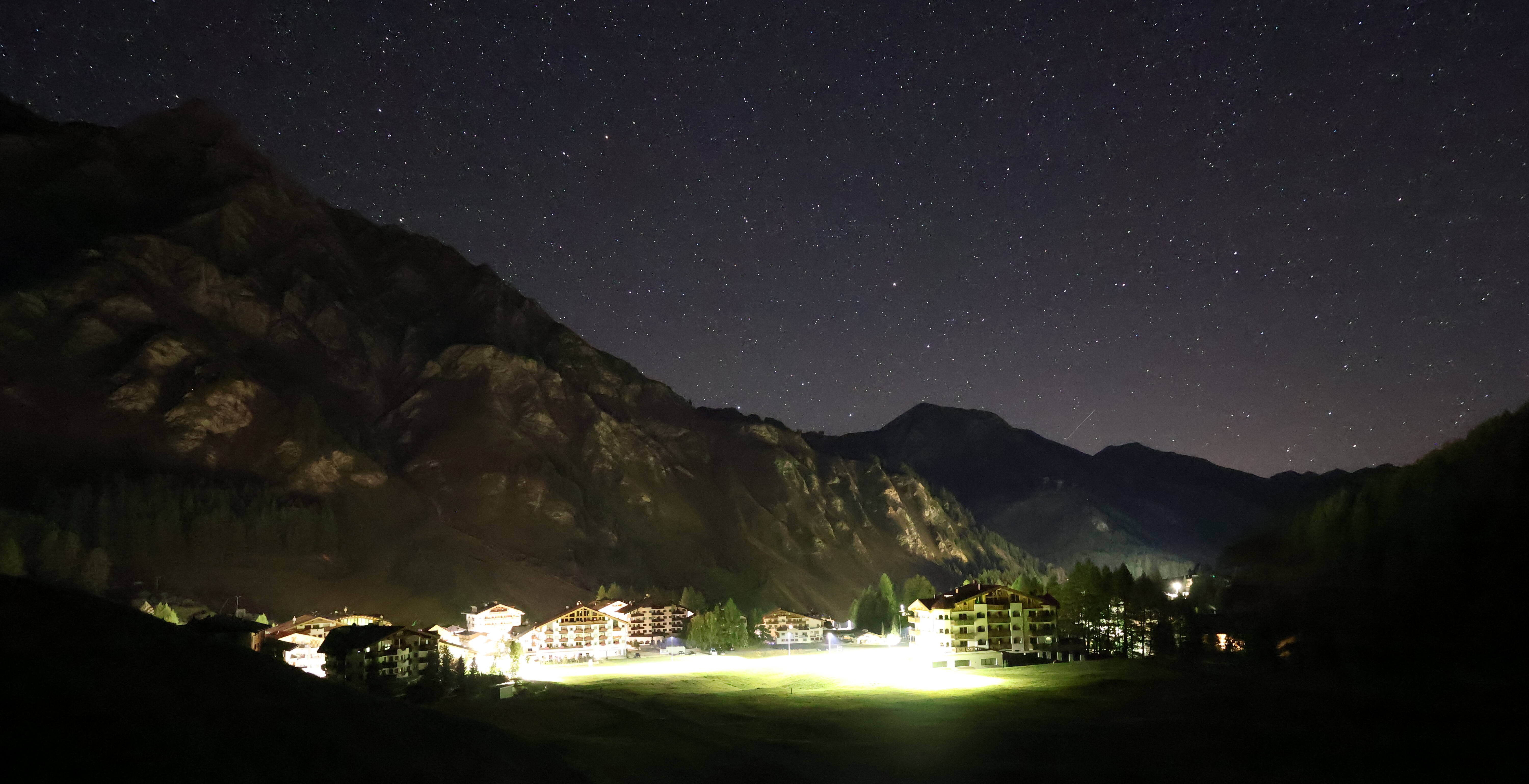 Archived image Webcam Samnaun: Village View