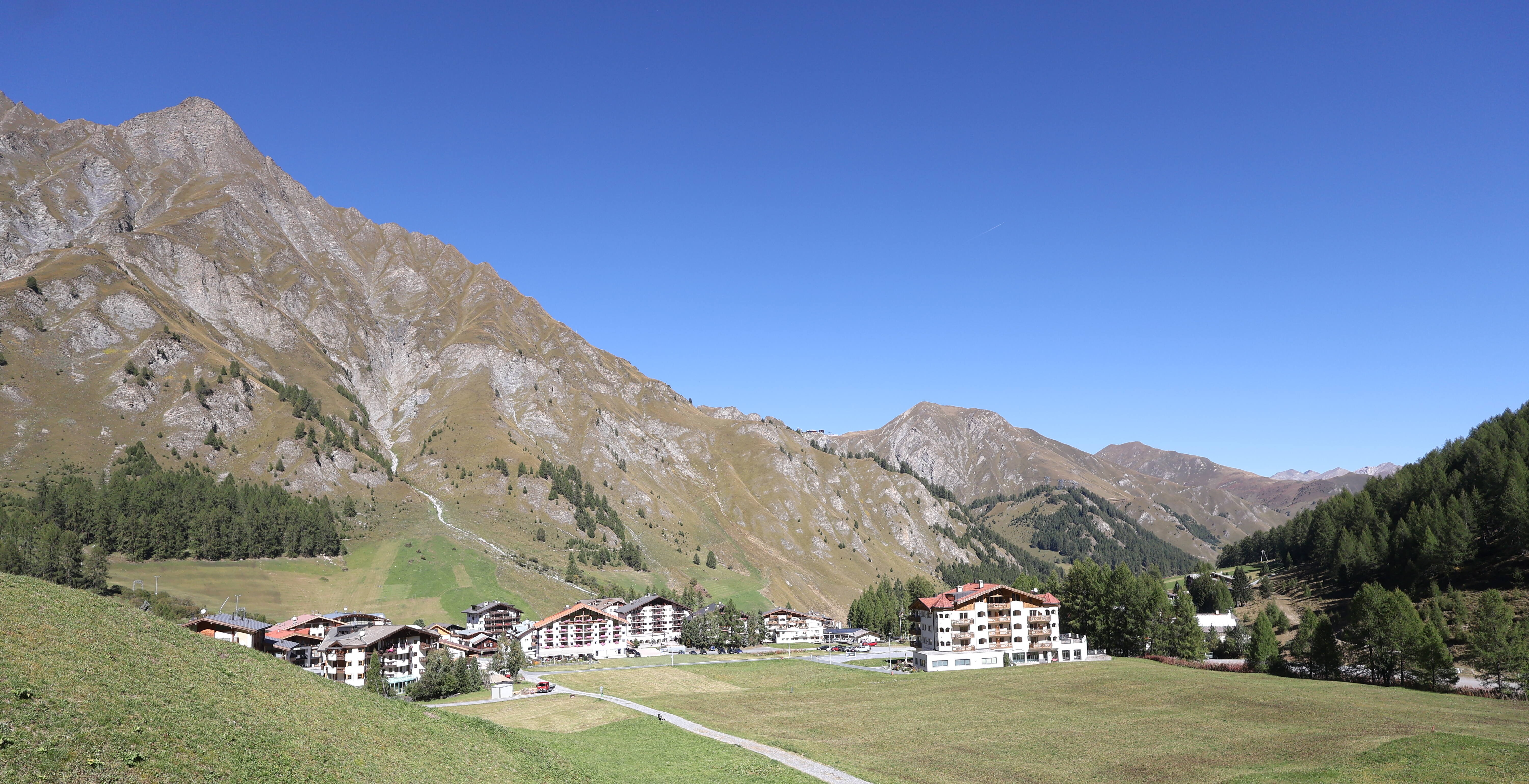 Archived image Webcam Samnaun: Village View