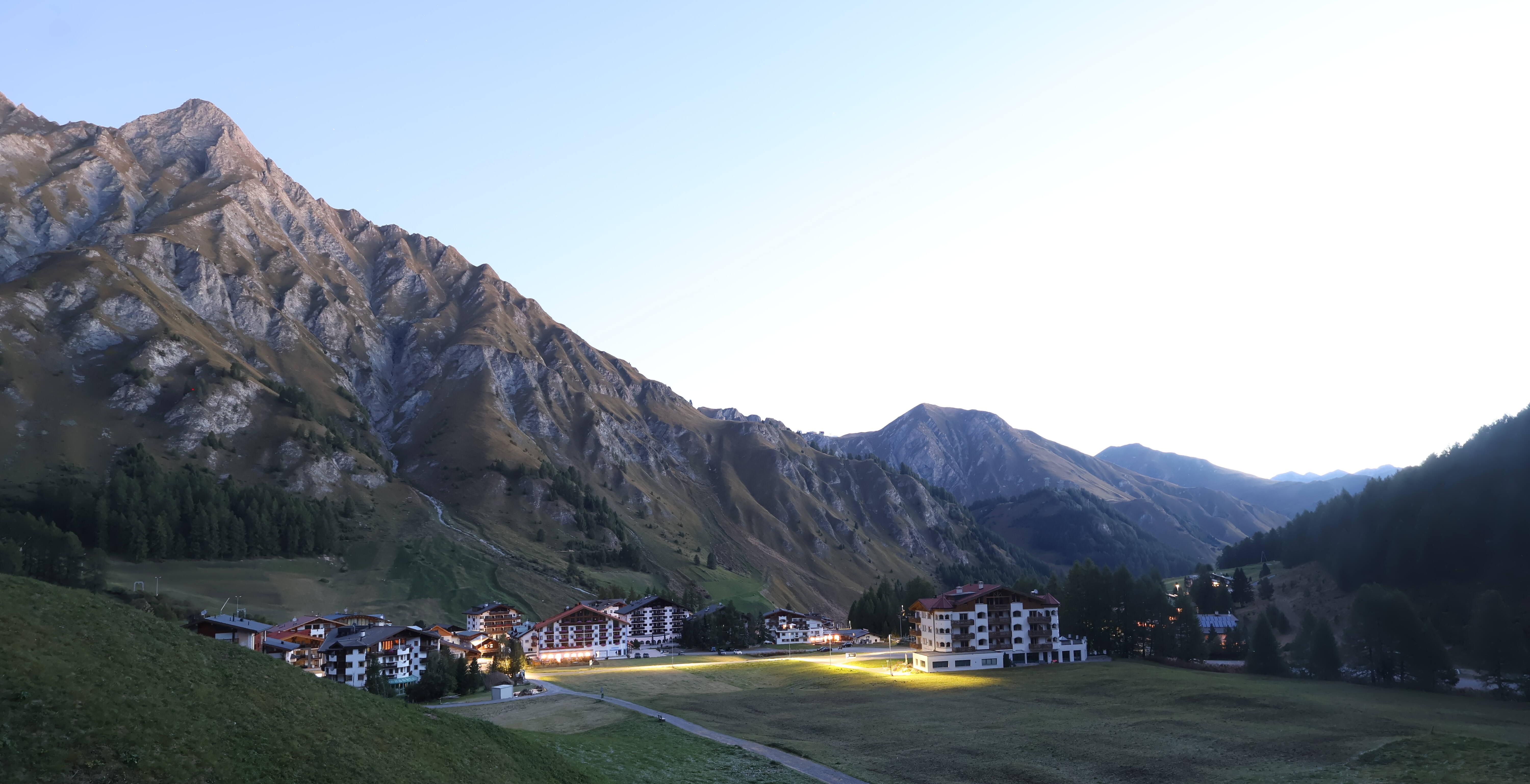 Archived image Webcam Samnaun: Village View