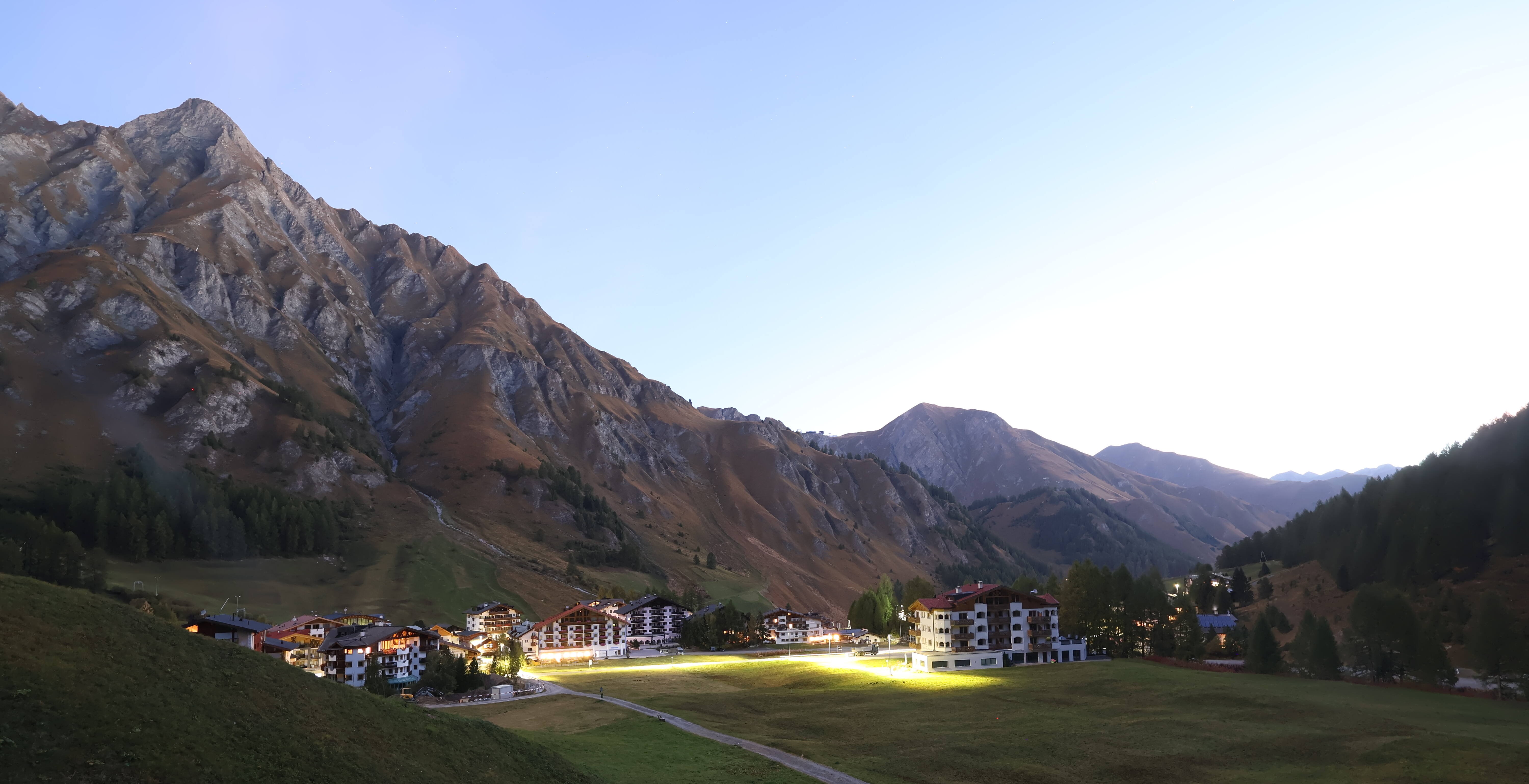 Archived image Webcam Samnaun: Village View