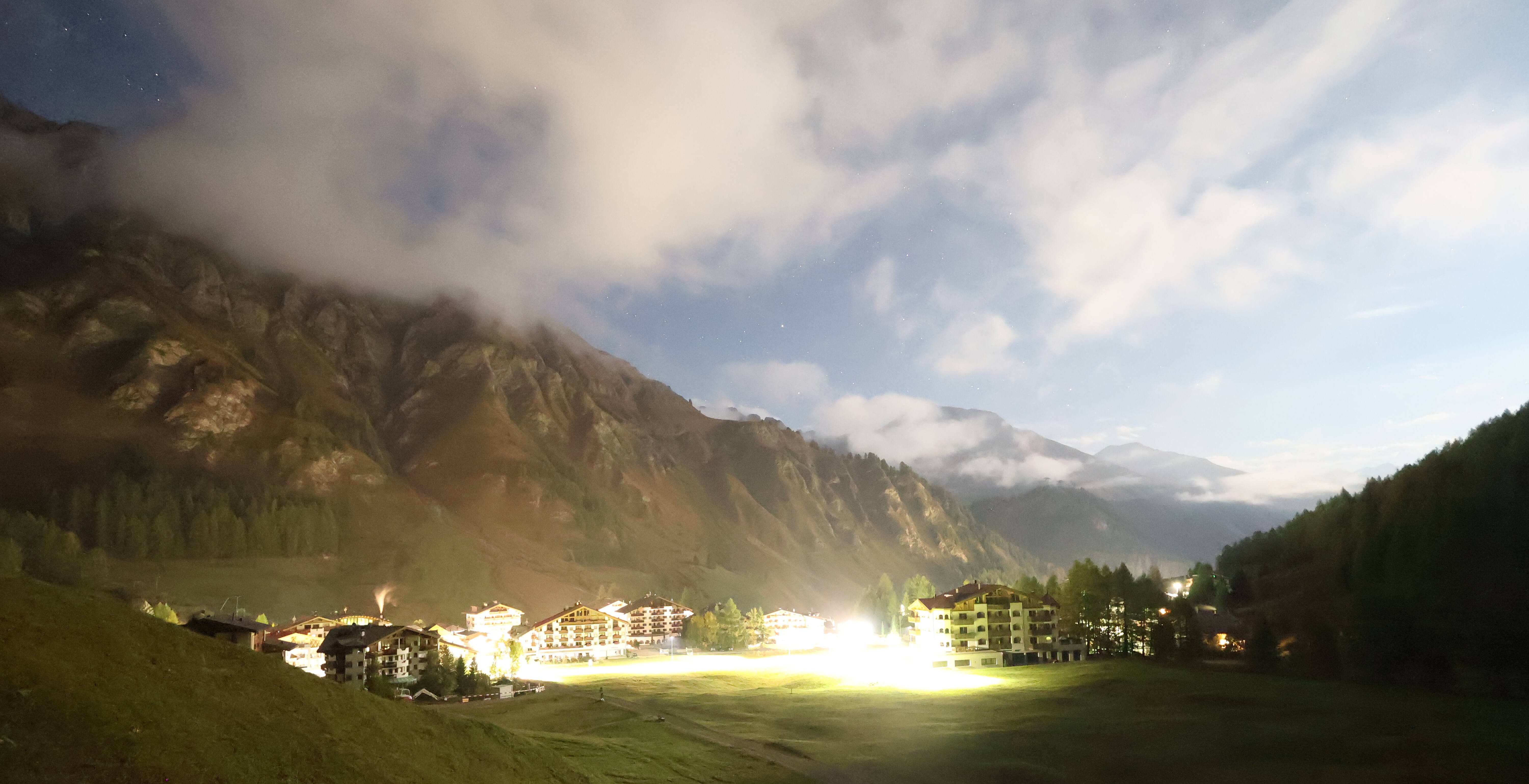 Archived image Webcam Samnaun: Village View