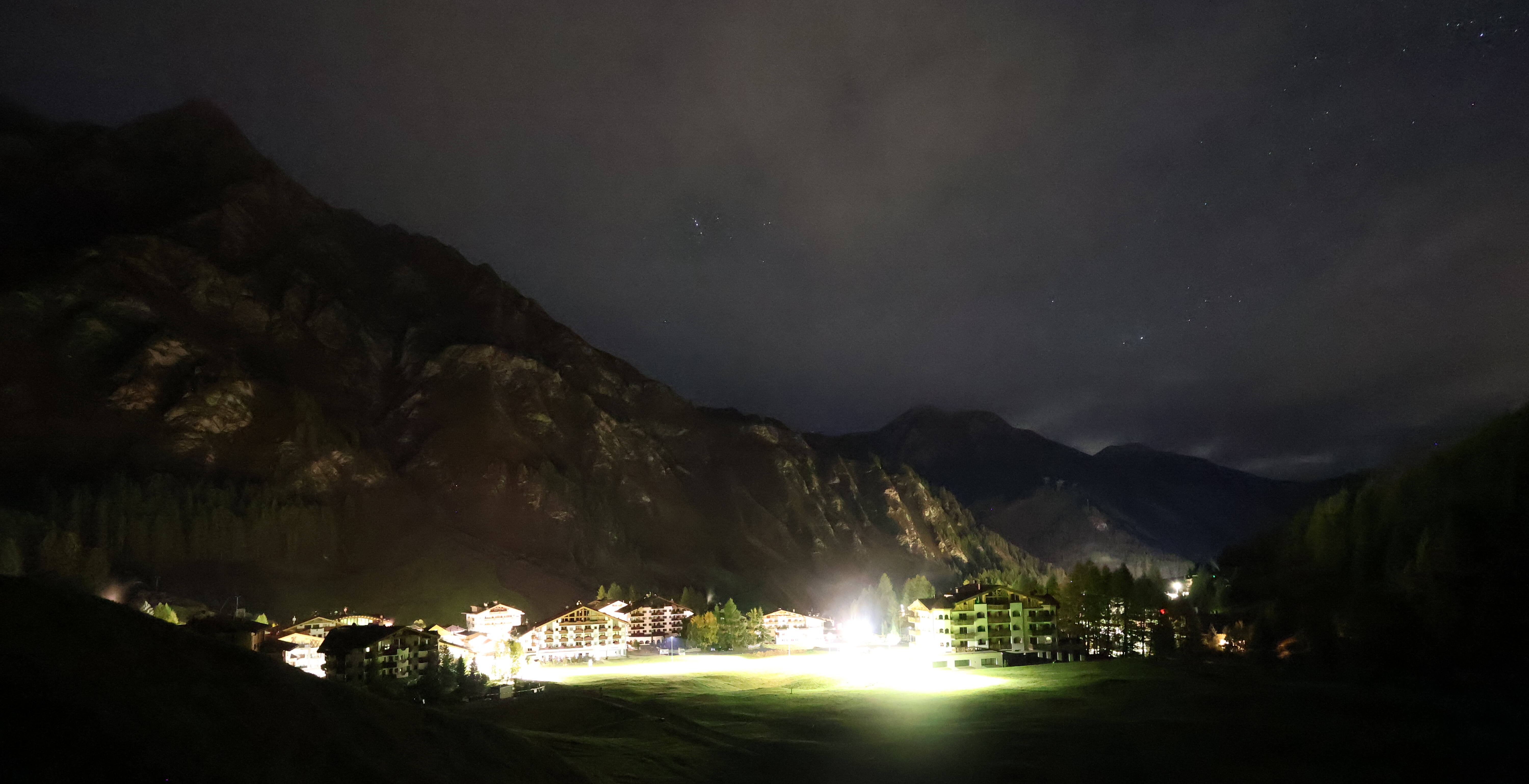 Archived image Webcam Samnaun: Village View