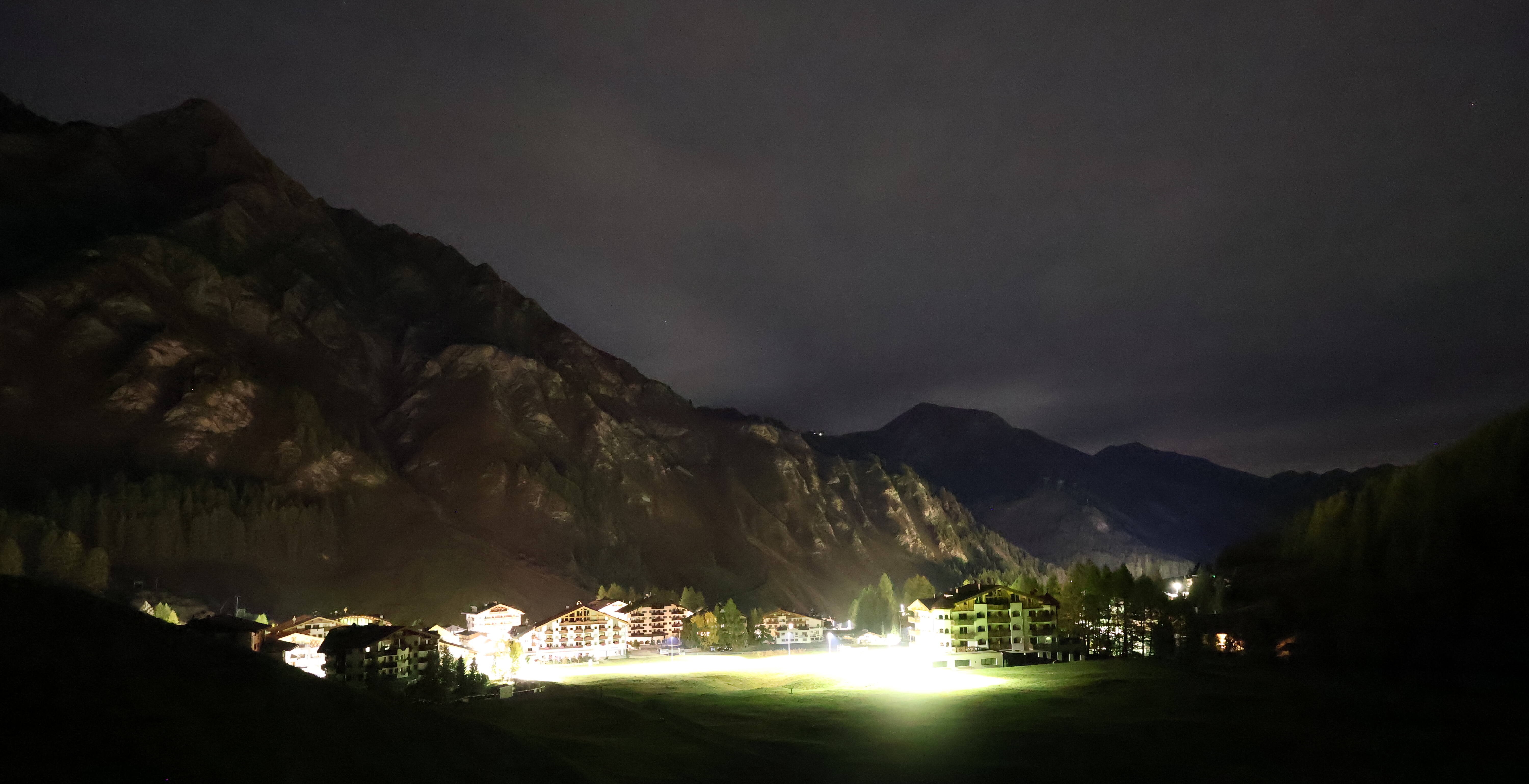 Archived image Webcam Samnaun: Village View