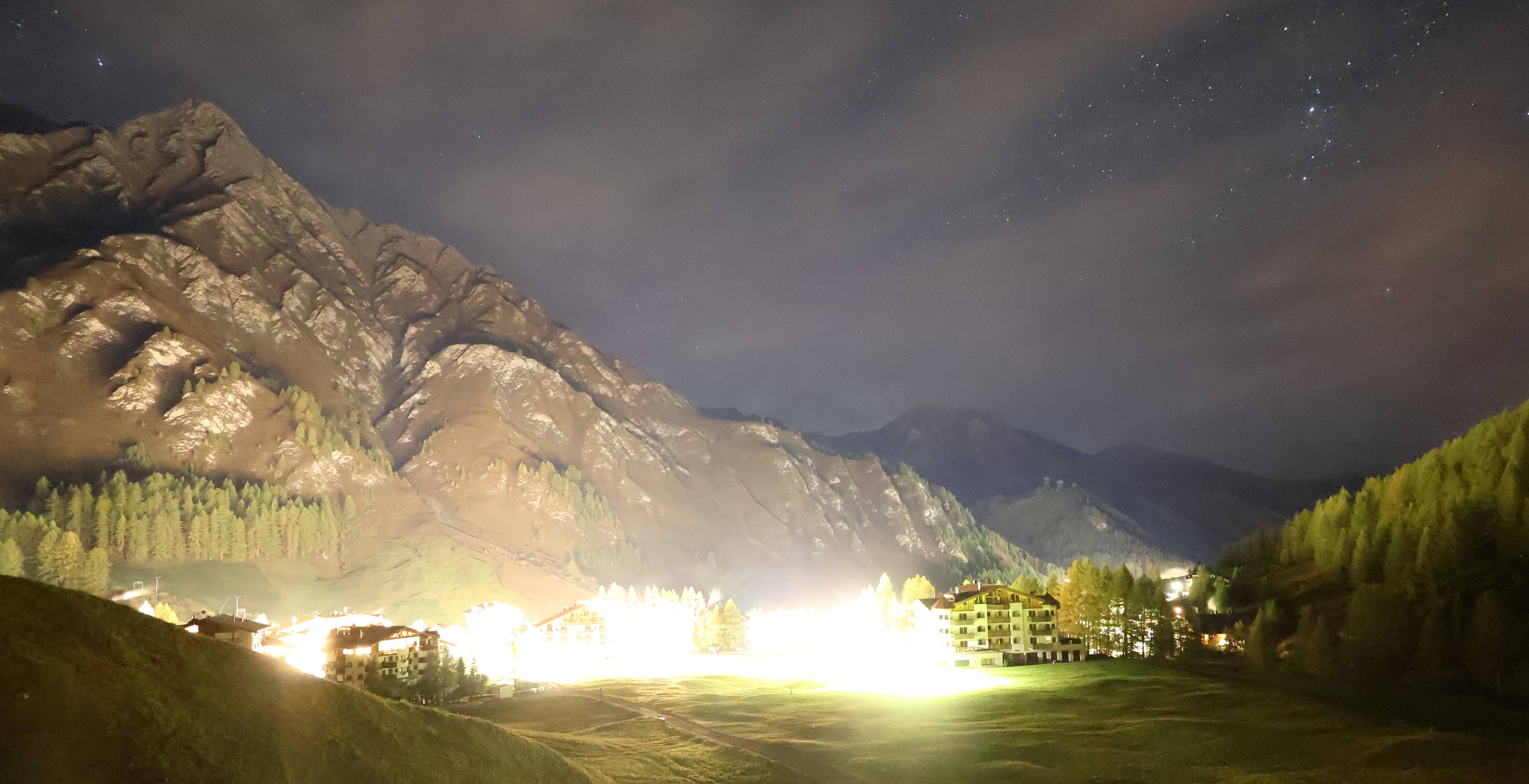 Archived image Webcam Samnaun: Village View