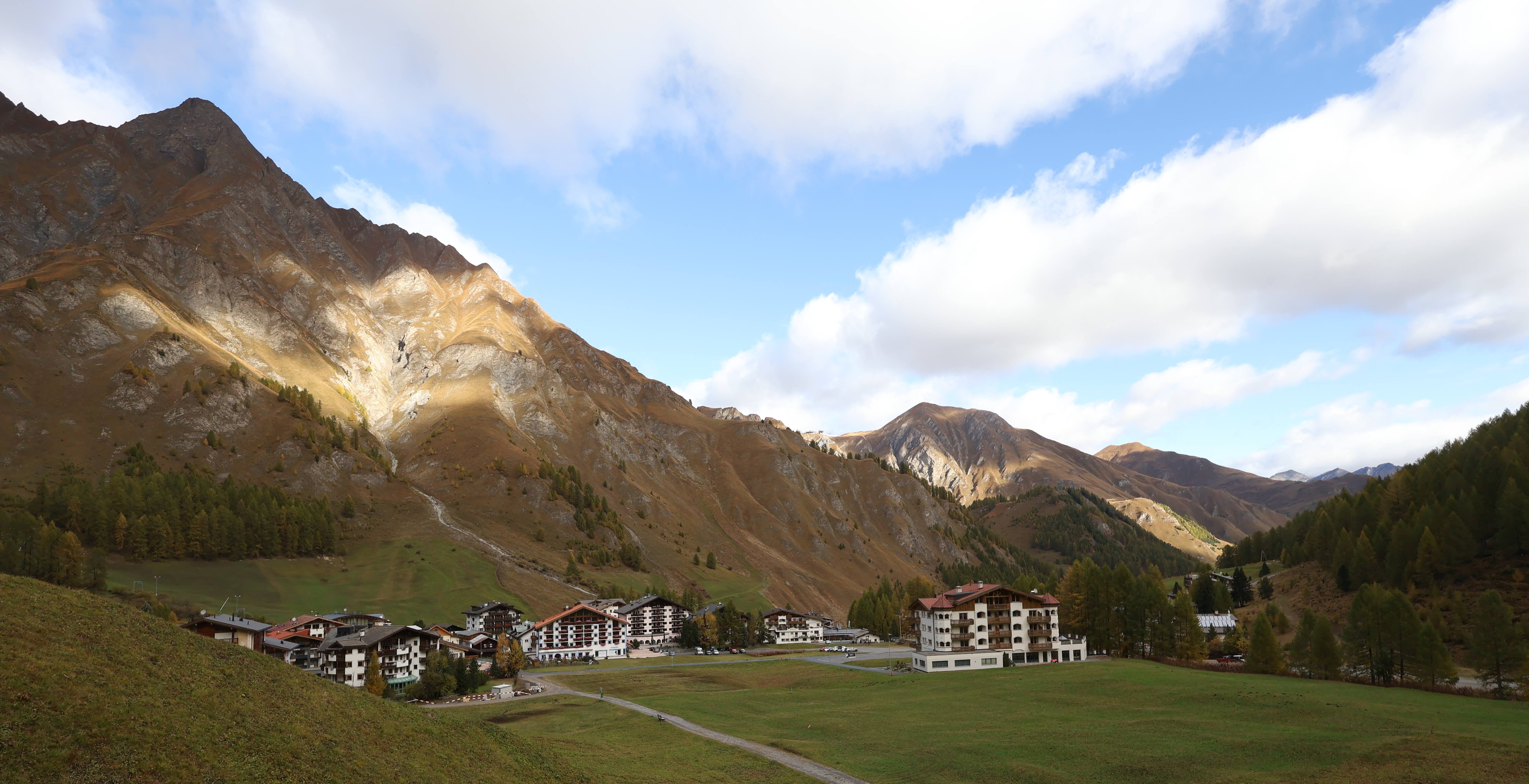 Archiv Foto Webcam Samnaun: Blick auf das Dorf