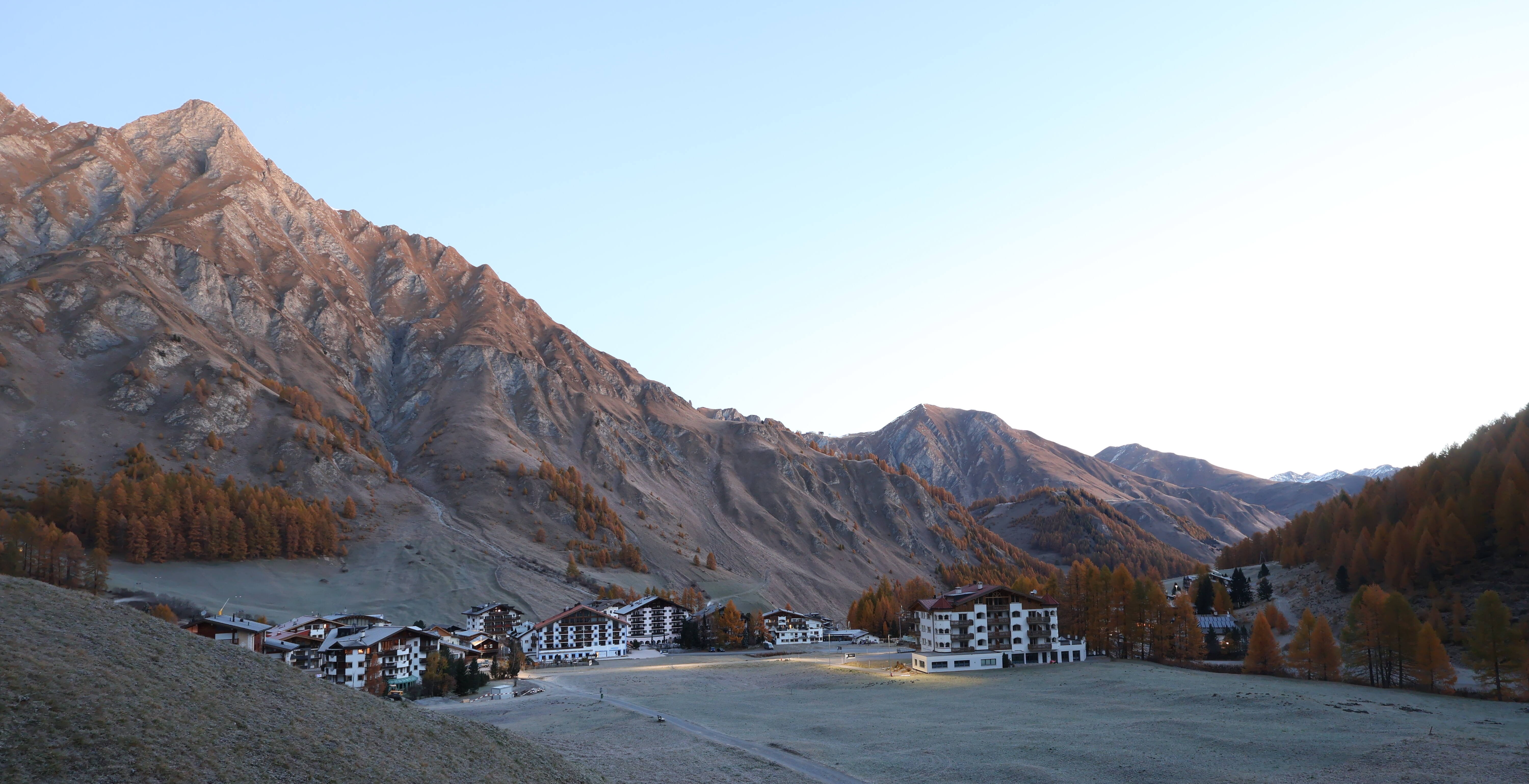 Archiv Foto Webcam Samnaun: Blick auf das Dorf
