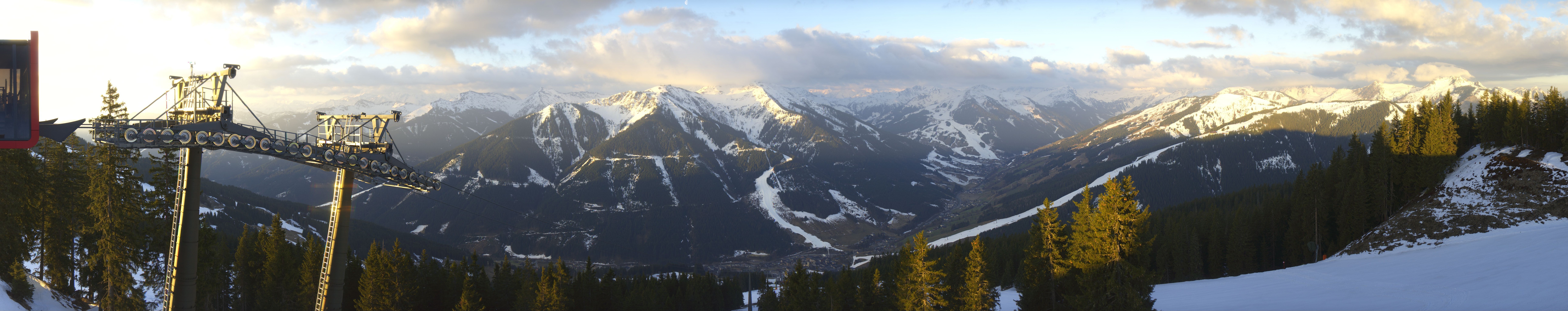 Archived image Webcam Kohlmais (Saalbach-Hinterglemm)