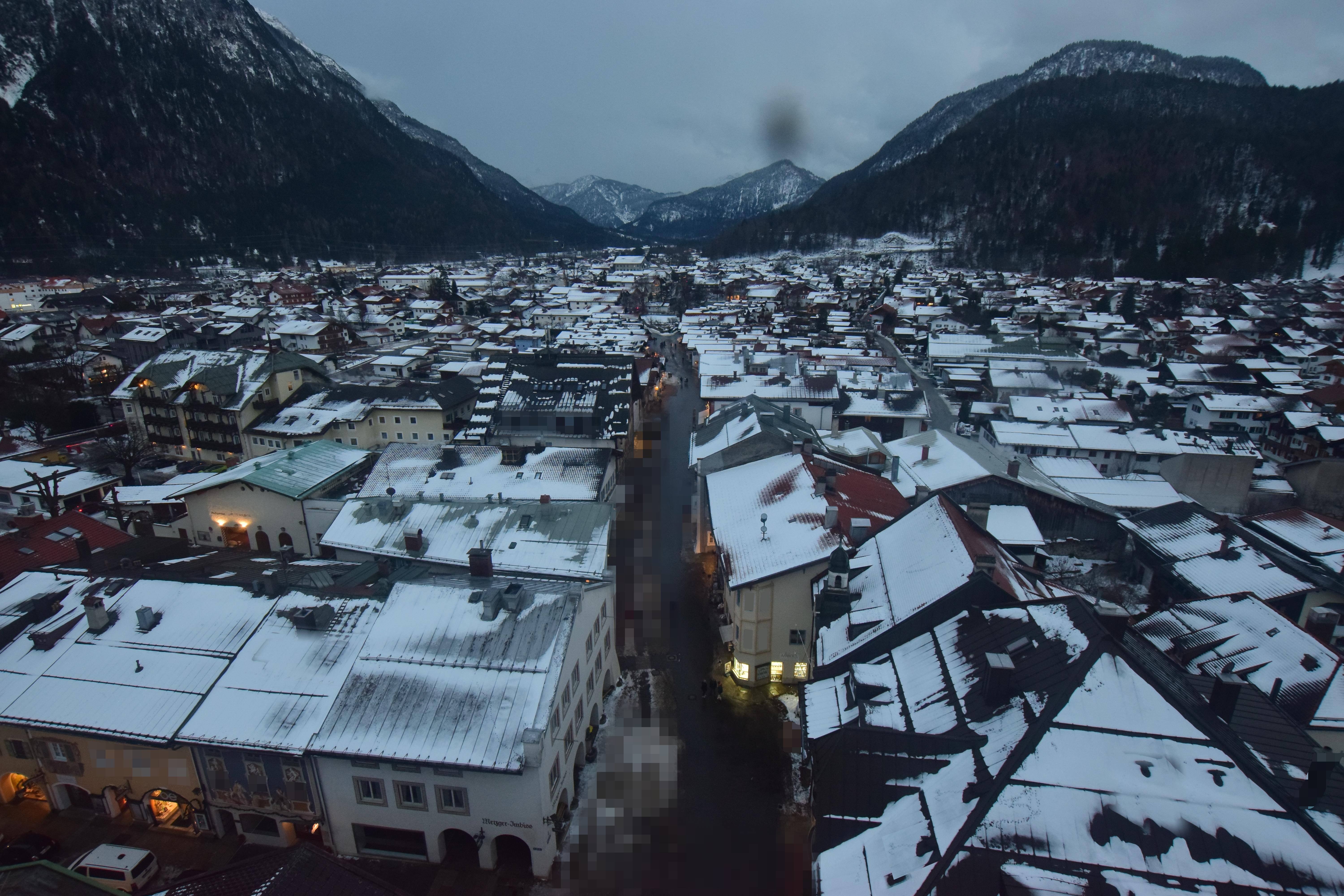 Archiv Foto Webcam Karwendel Mittenwald - Kirche