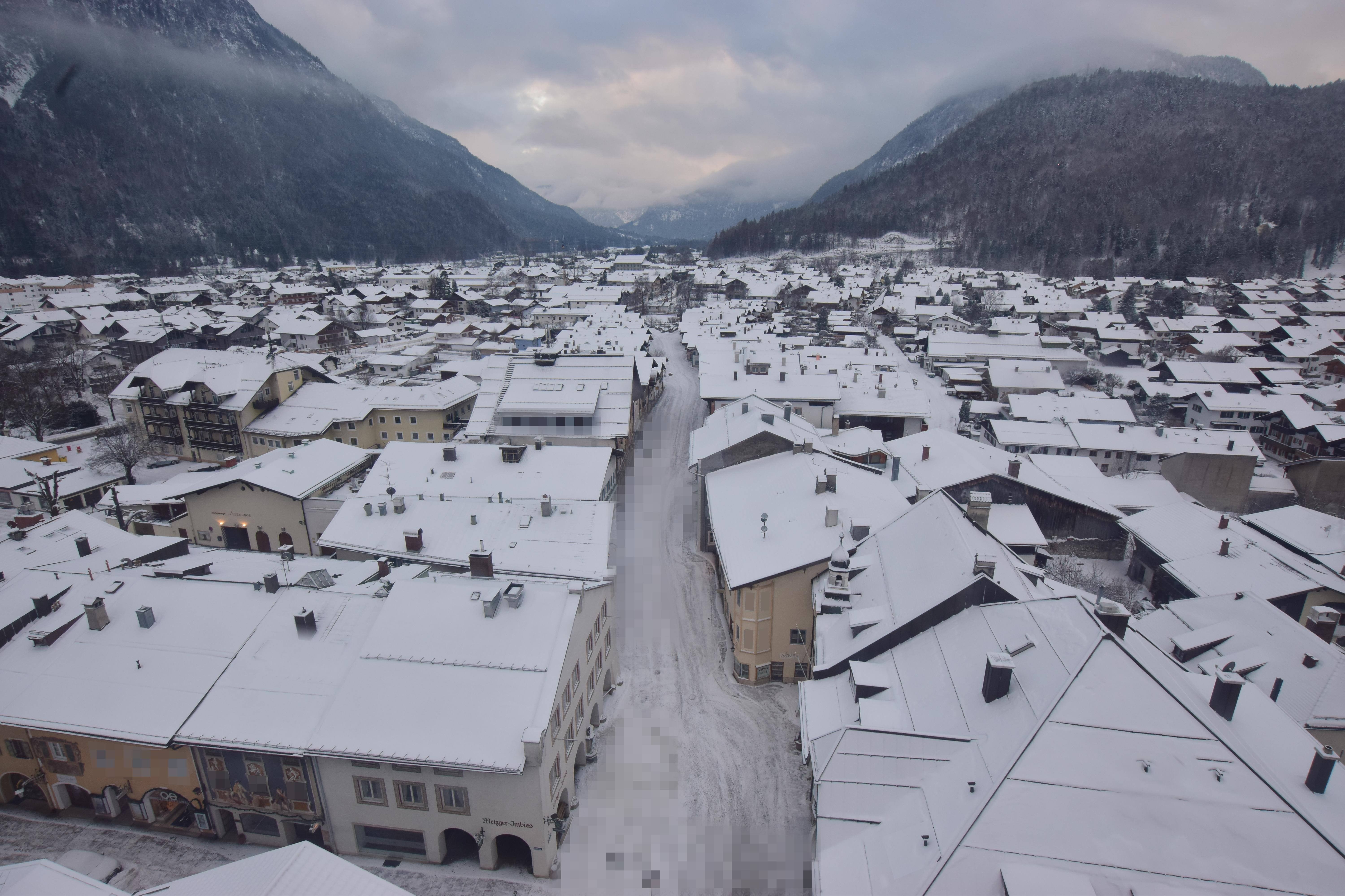 Archiv Foto Webcam Karwendel Mittenwald - Kirche