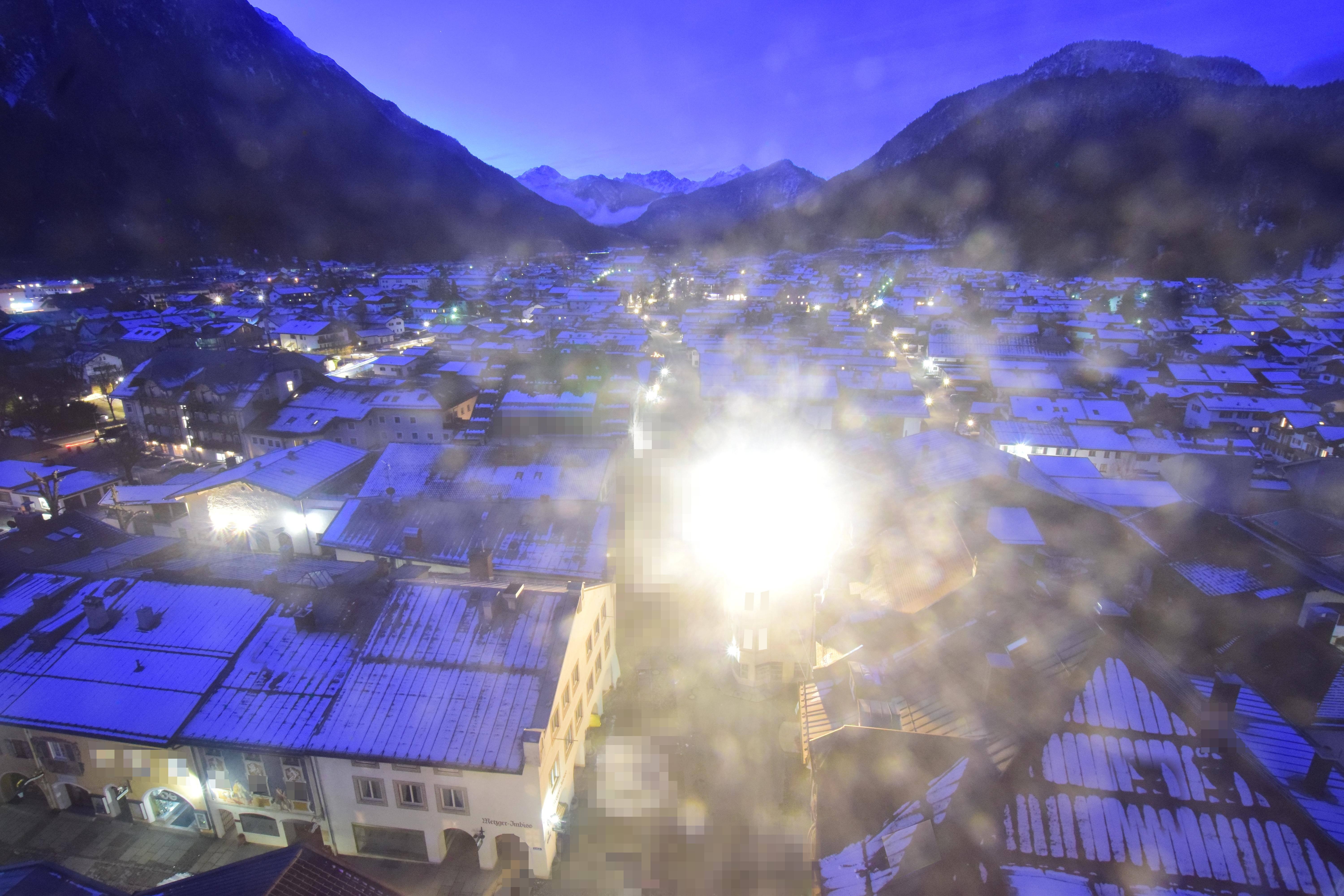 Archiv Foto Webcam Karwendel Mittenwald - Kirche