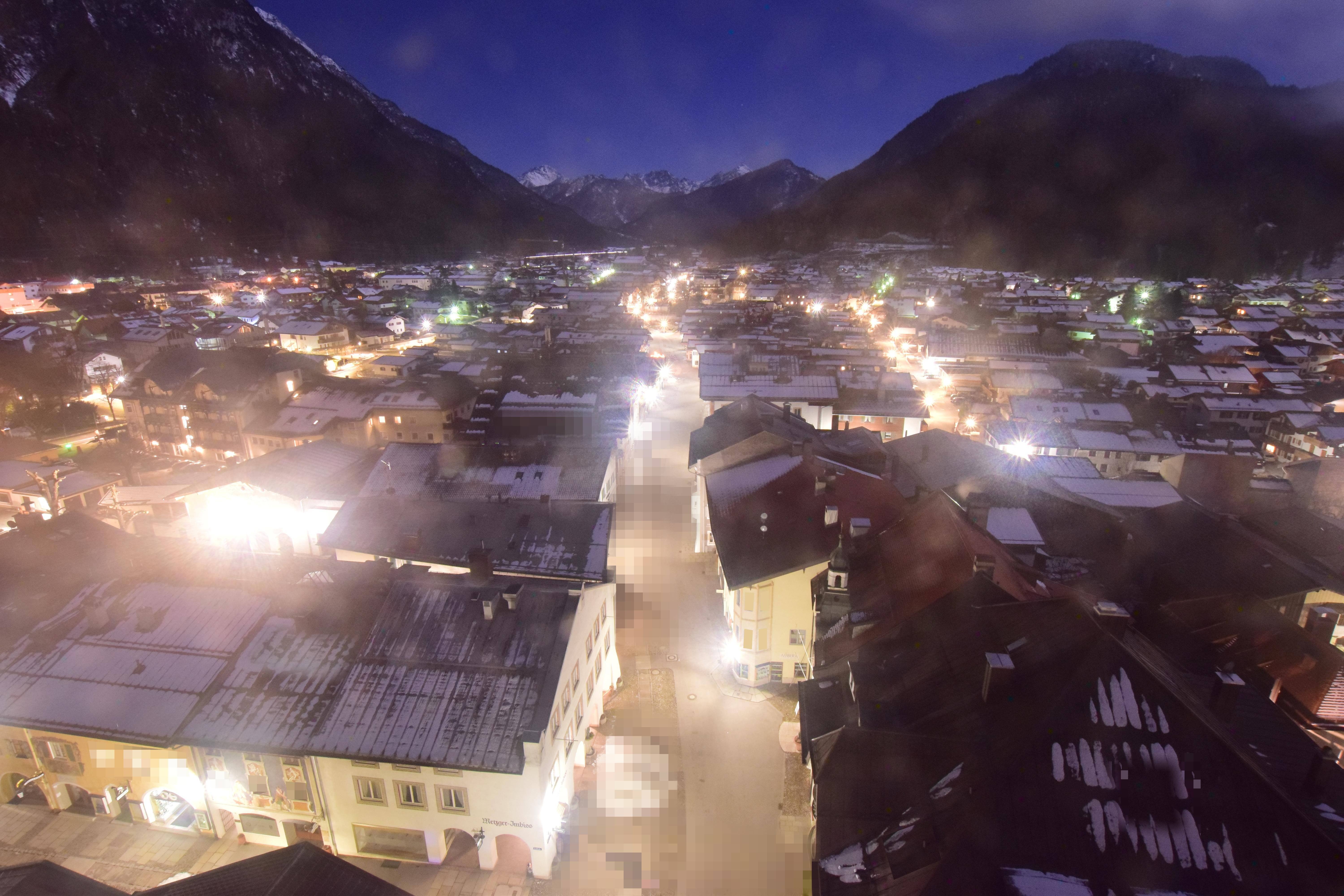 Archiv Foto Webcam Karwendel Mittenwald - Kirche