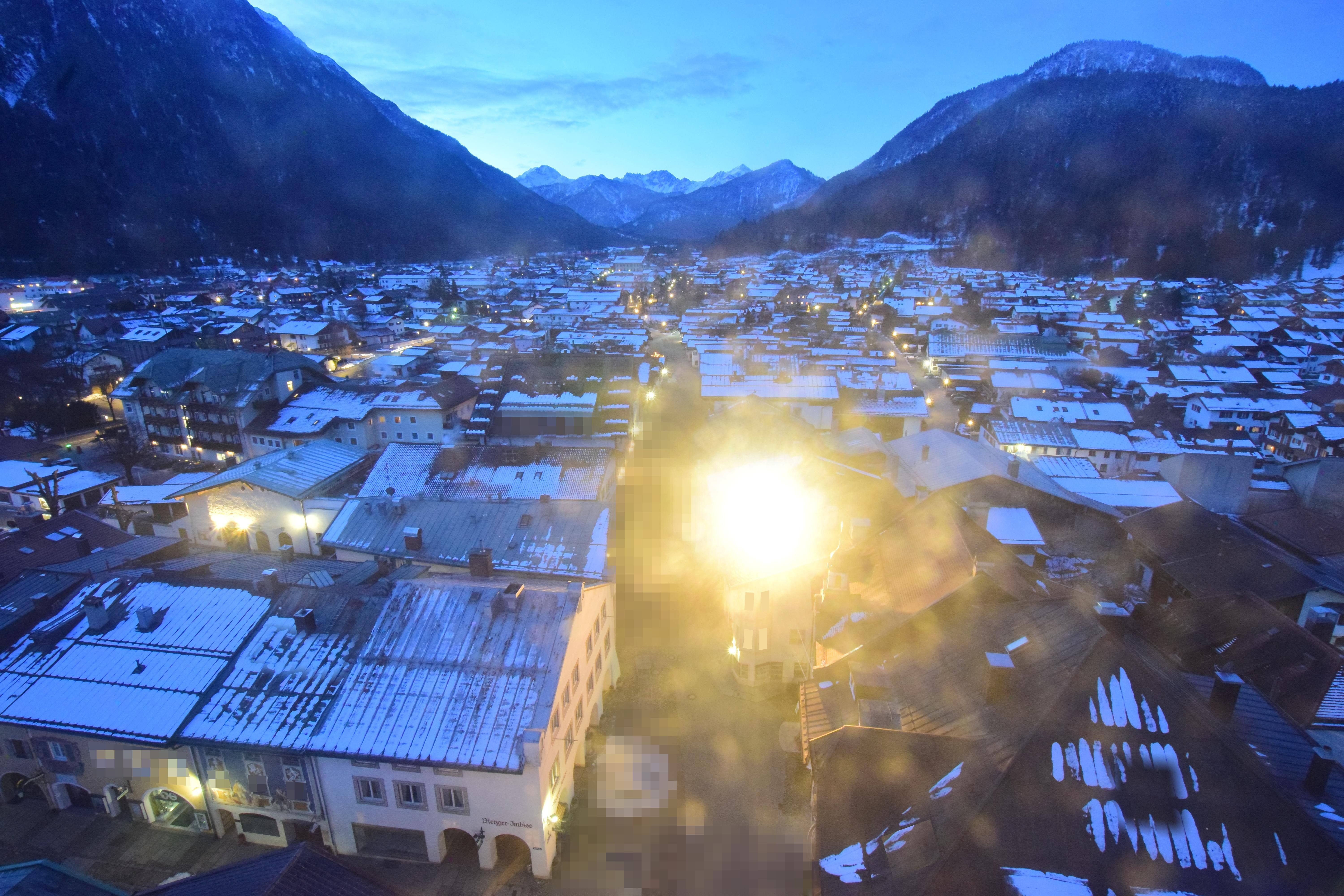 Archiv Foto Webcam Karwendel Mittenwald - Kirche