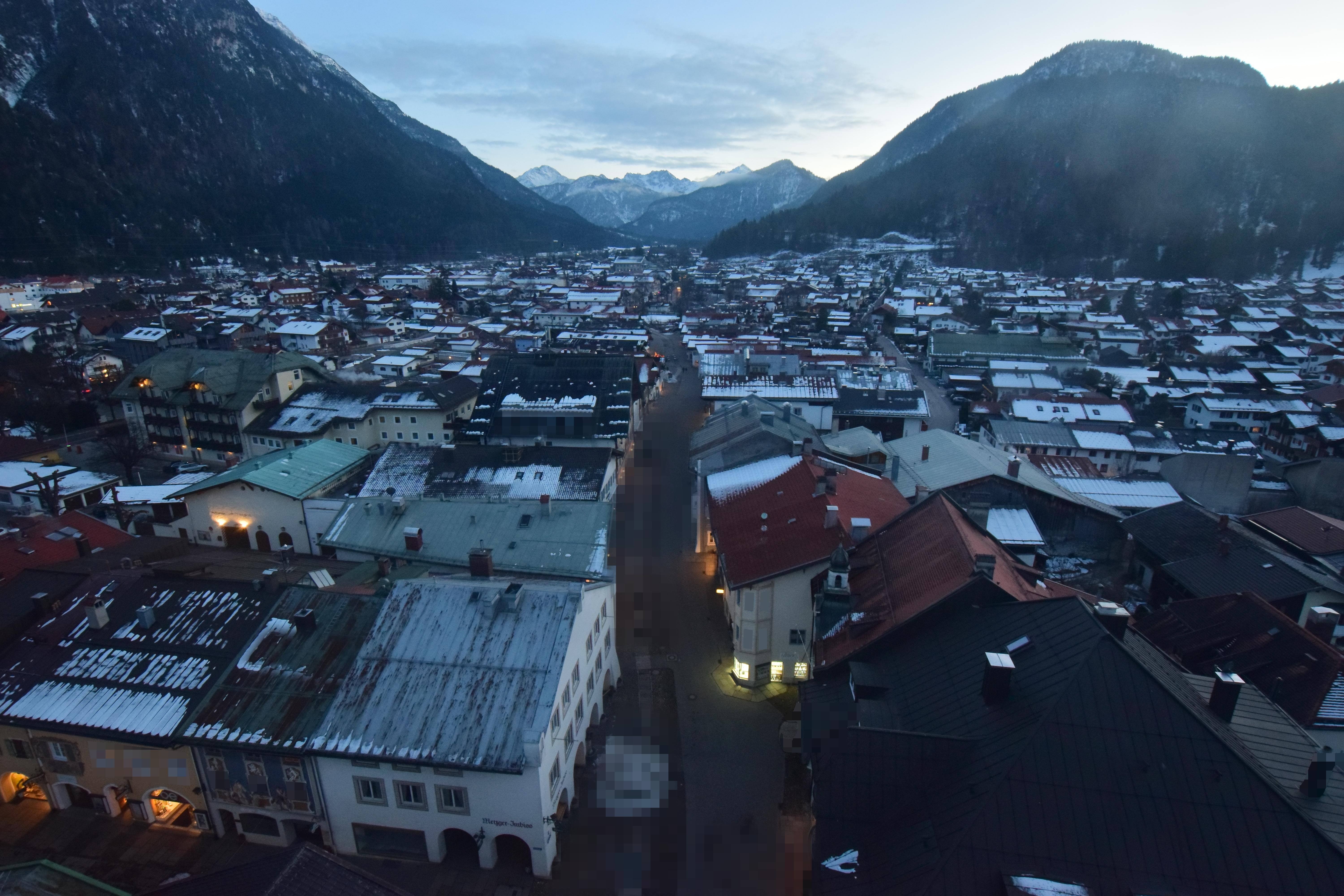 Archiv Foto Webcam Karwendel Mittenwald - Kirche