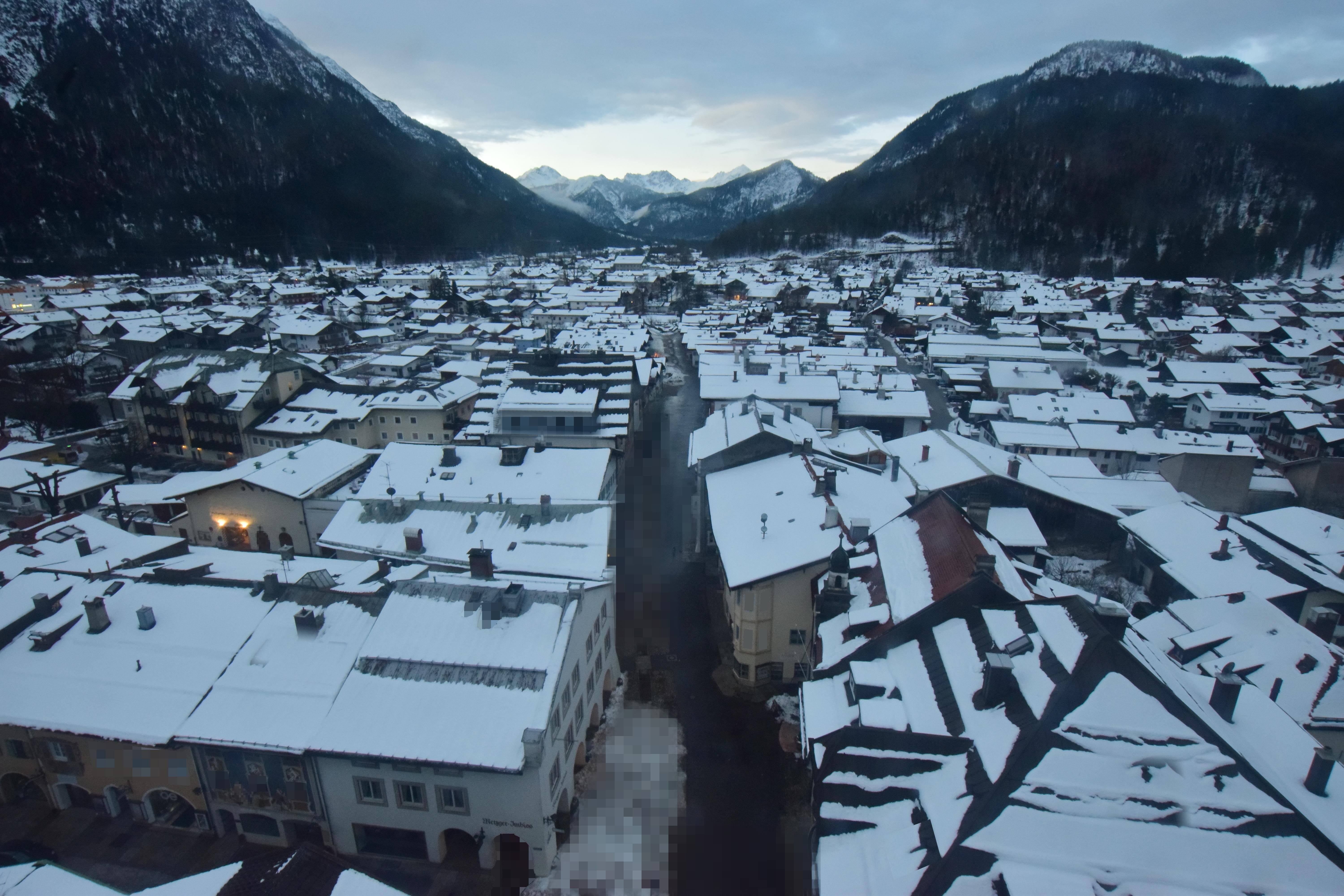 Archiv Foto Webcam Karwendel Mittenwald - Kirche
