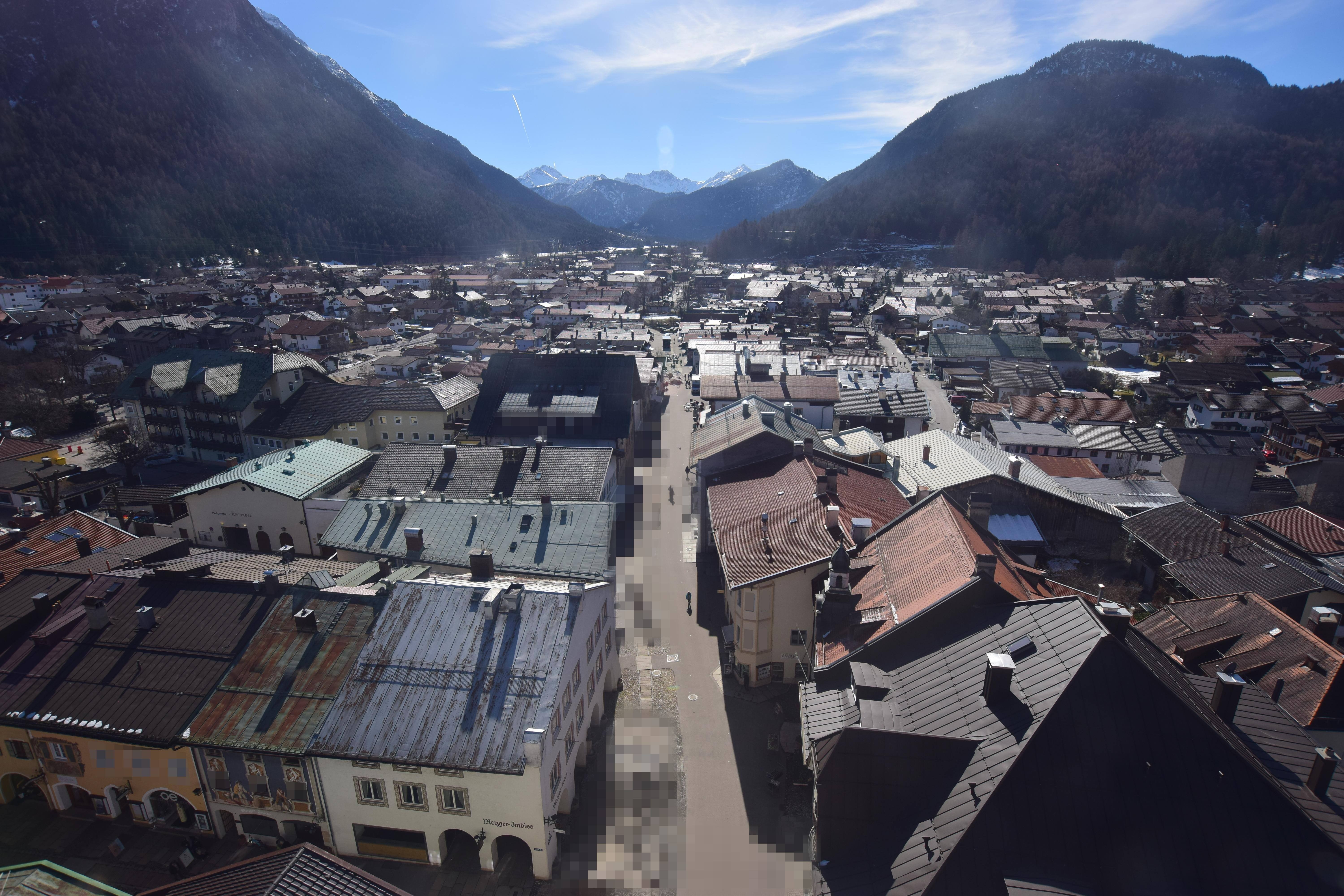 Archived image Webcam Karwendel Mittenwald - Church