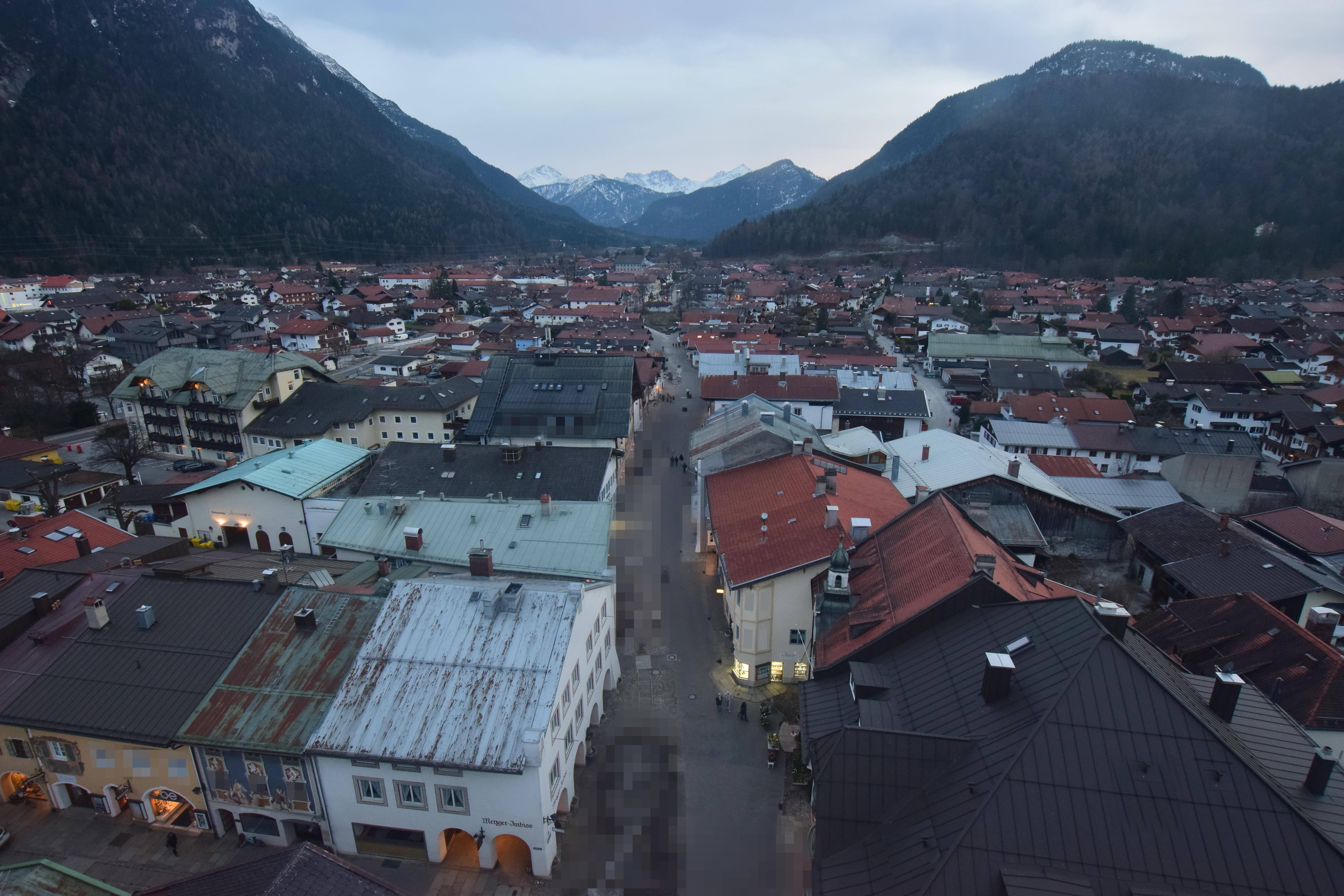 Archiv Foto Webcam Karwendel Mittenwald - Kirche