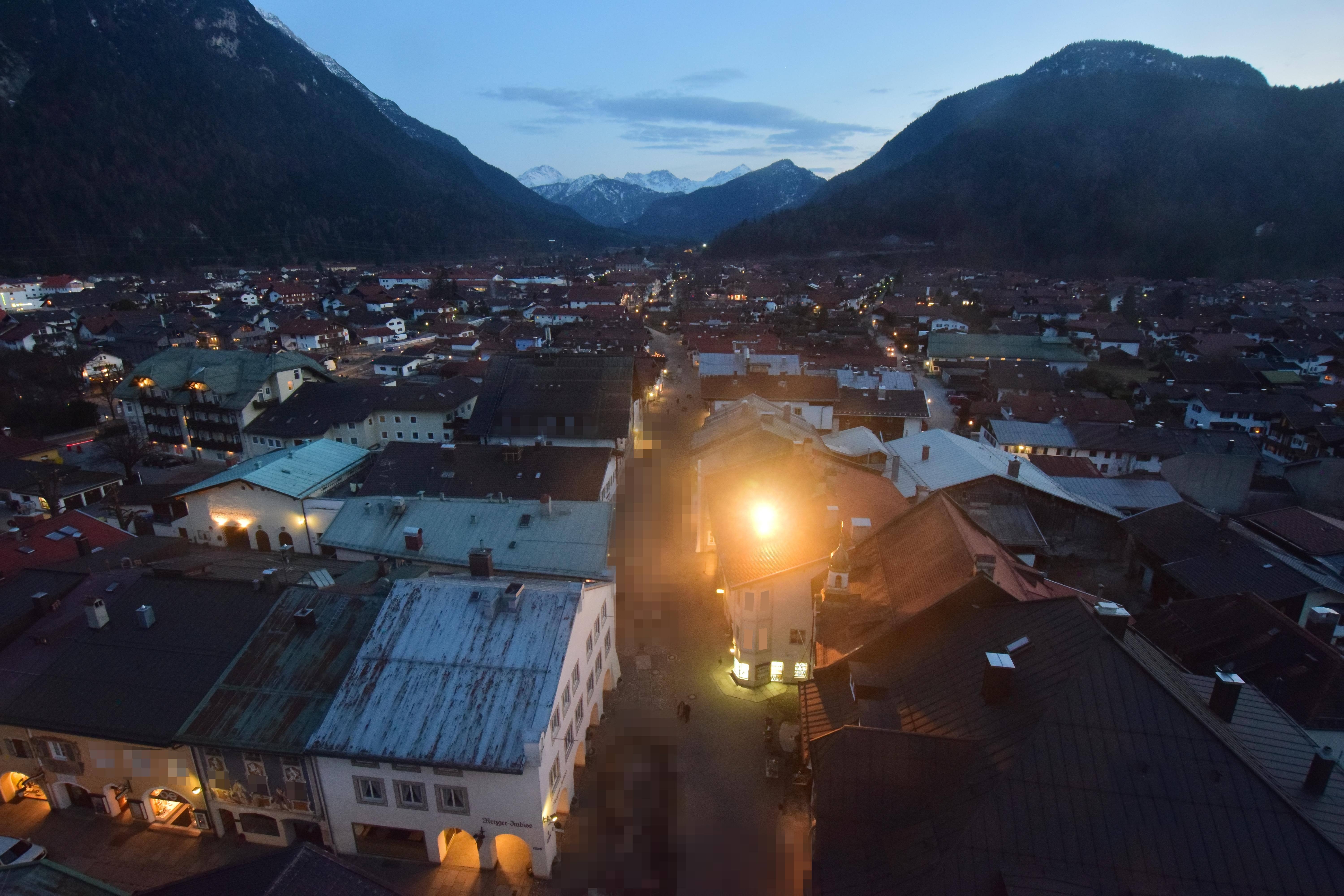 Archiv Foto Webcam Karwendel Mittenwald - Kirche