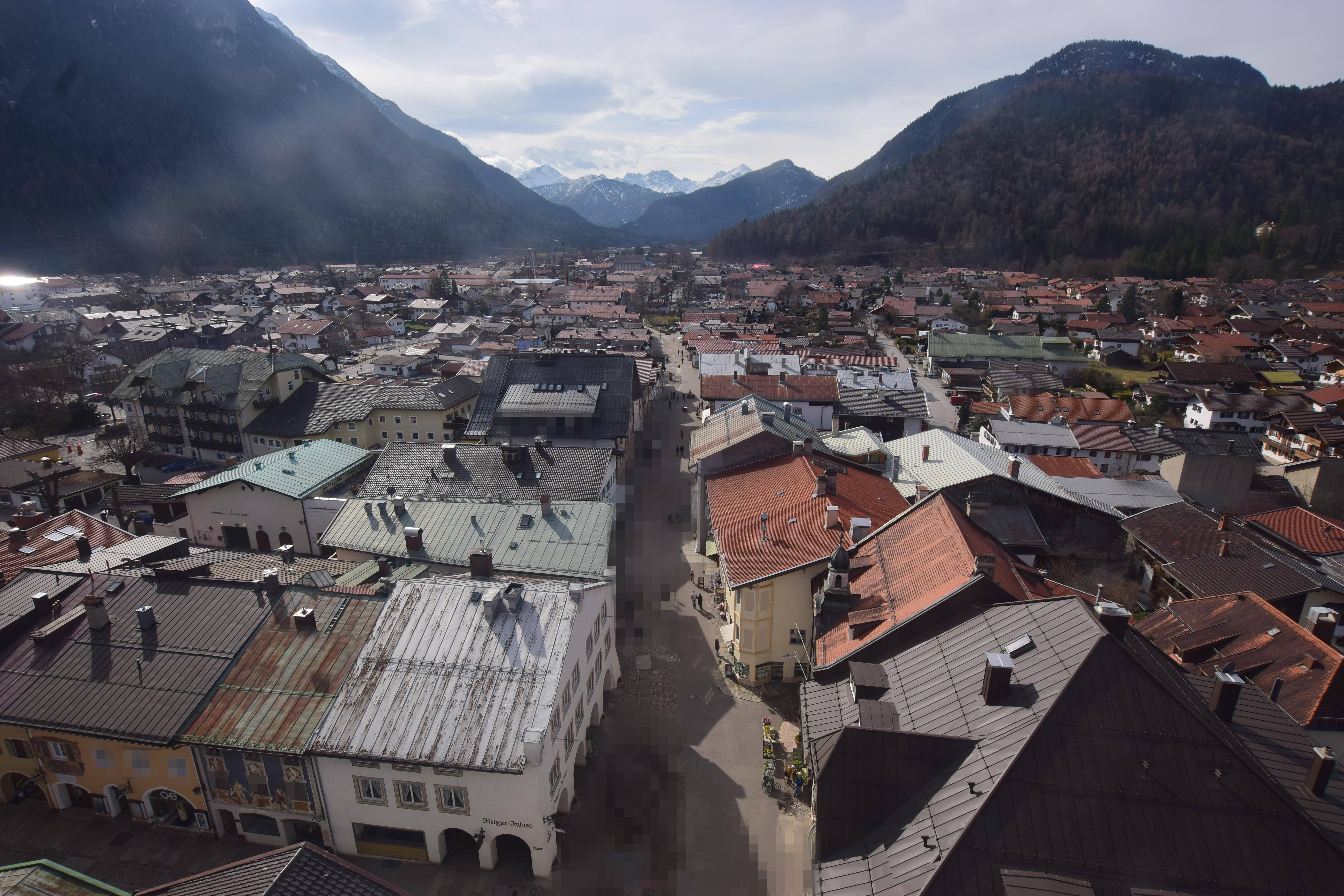 Archived image Webcam Karwendel Mittenwald - Church