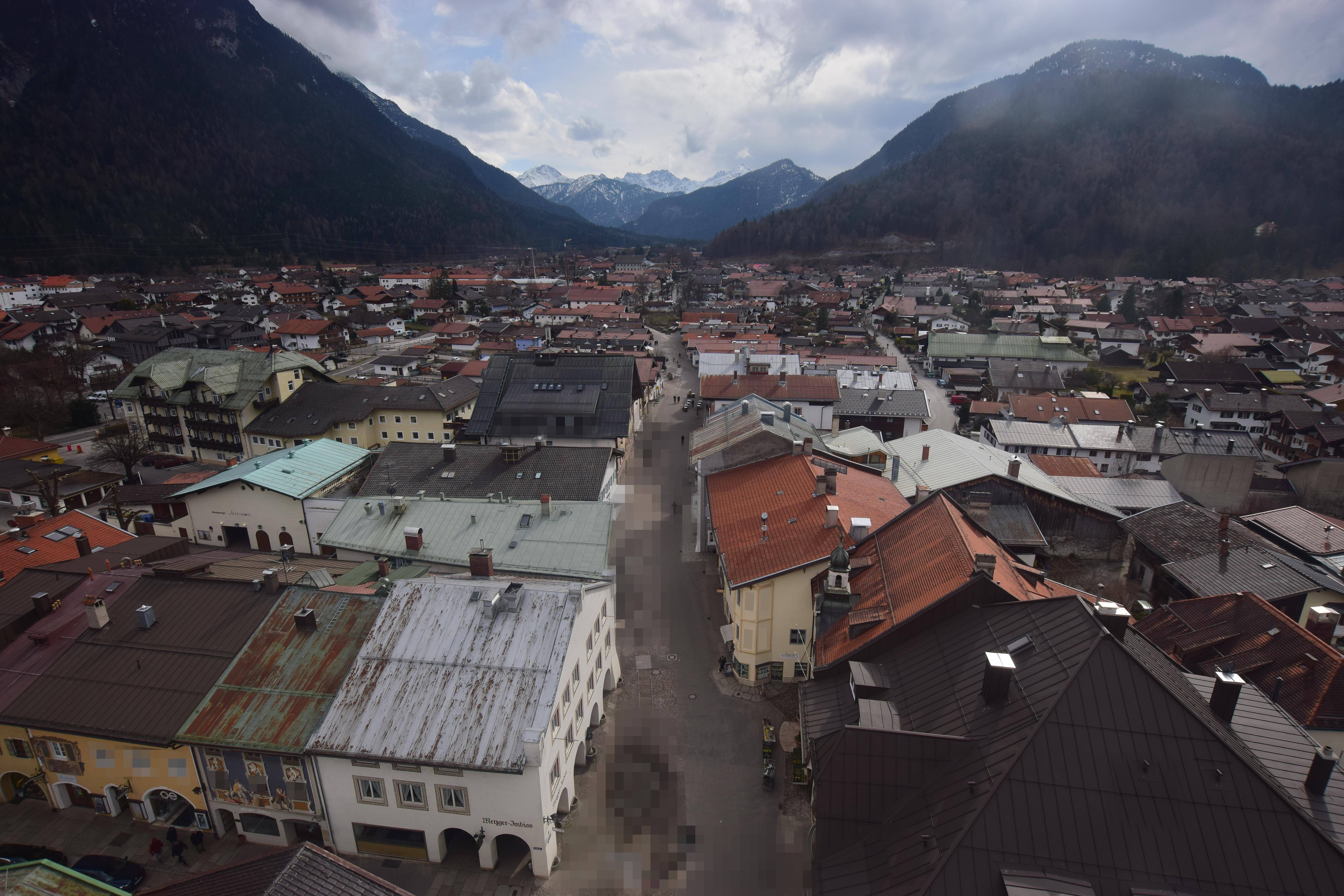 Archived image Webcam Karwendel Mittenwald - Church