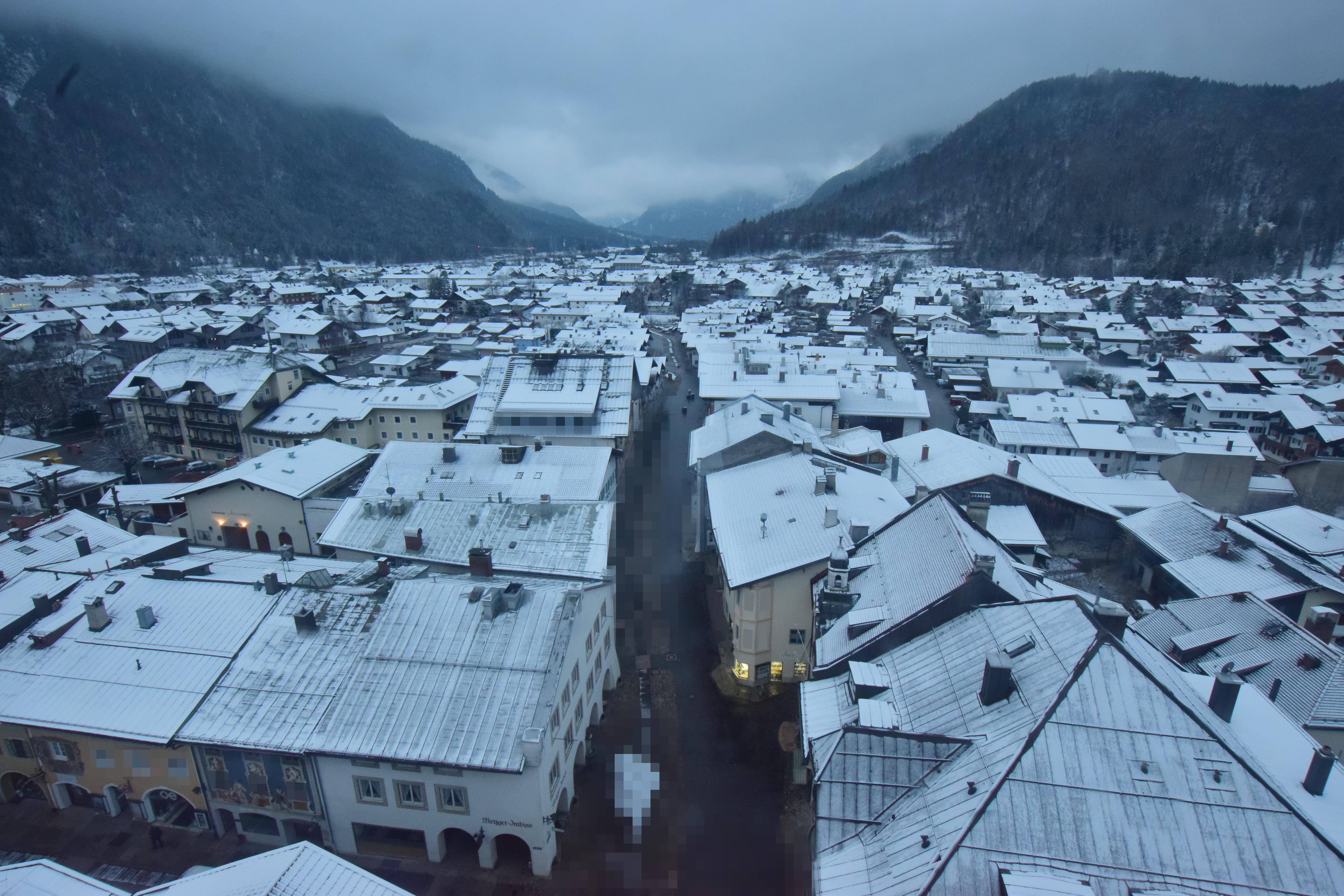 Archiv Foto Webcam Karwendel Mittenwald - Kirche