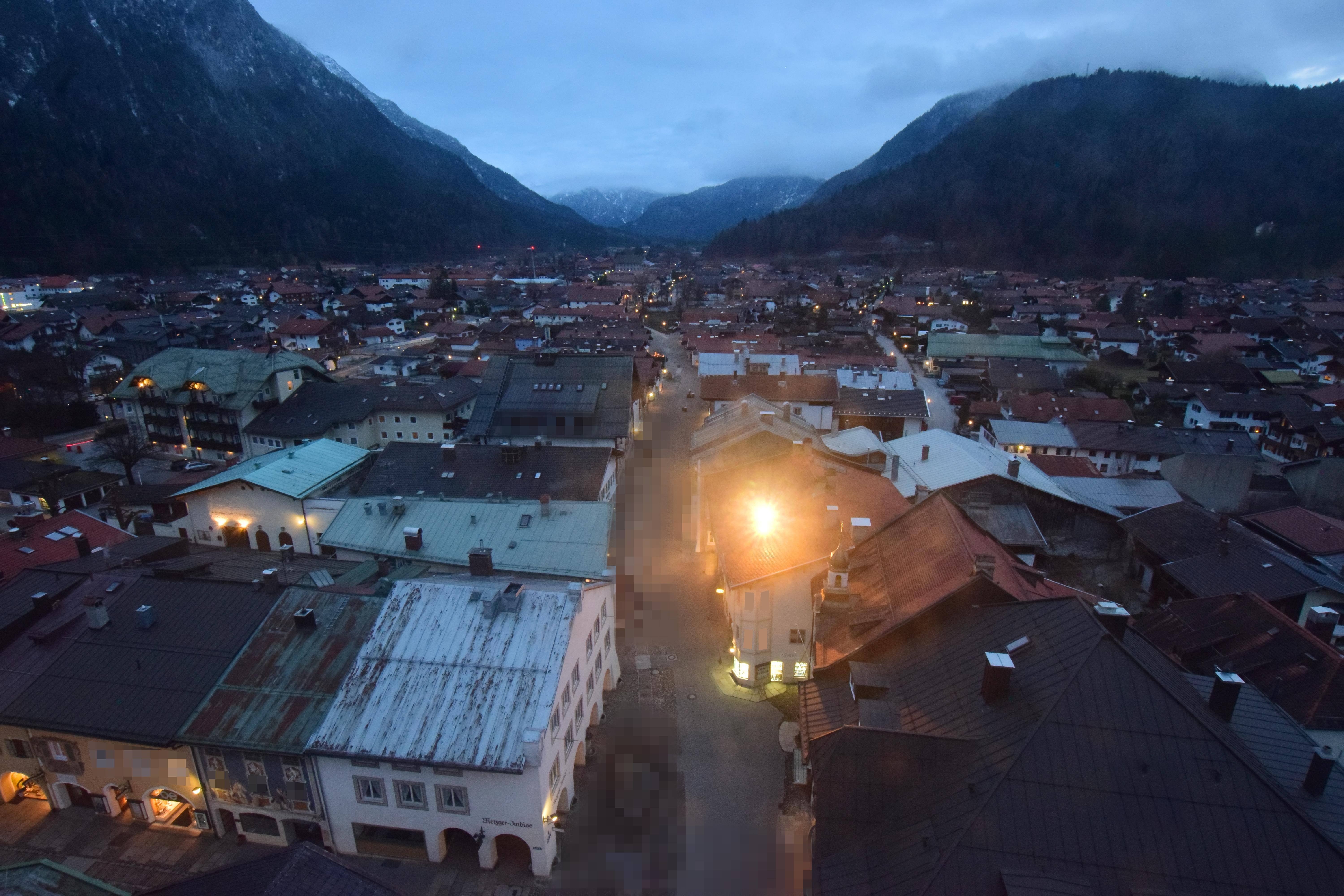 Archiv Foto Webcam Karwendel Mittenwald - Kirche