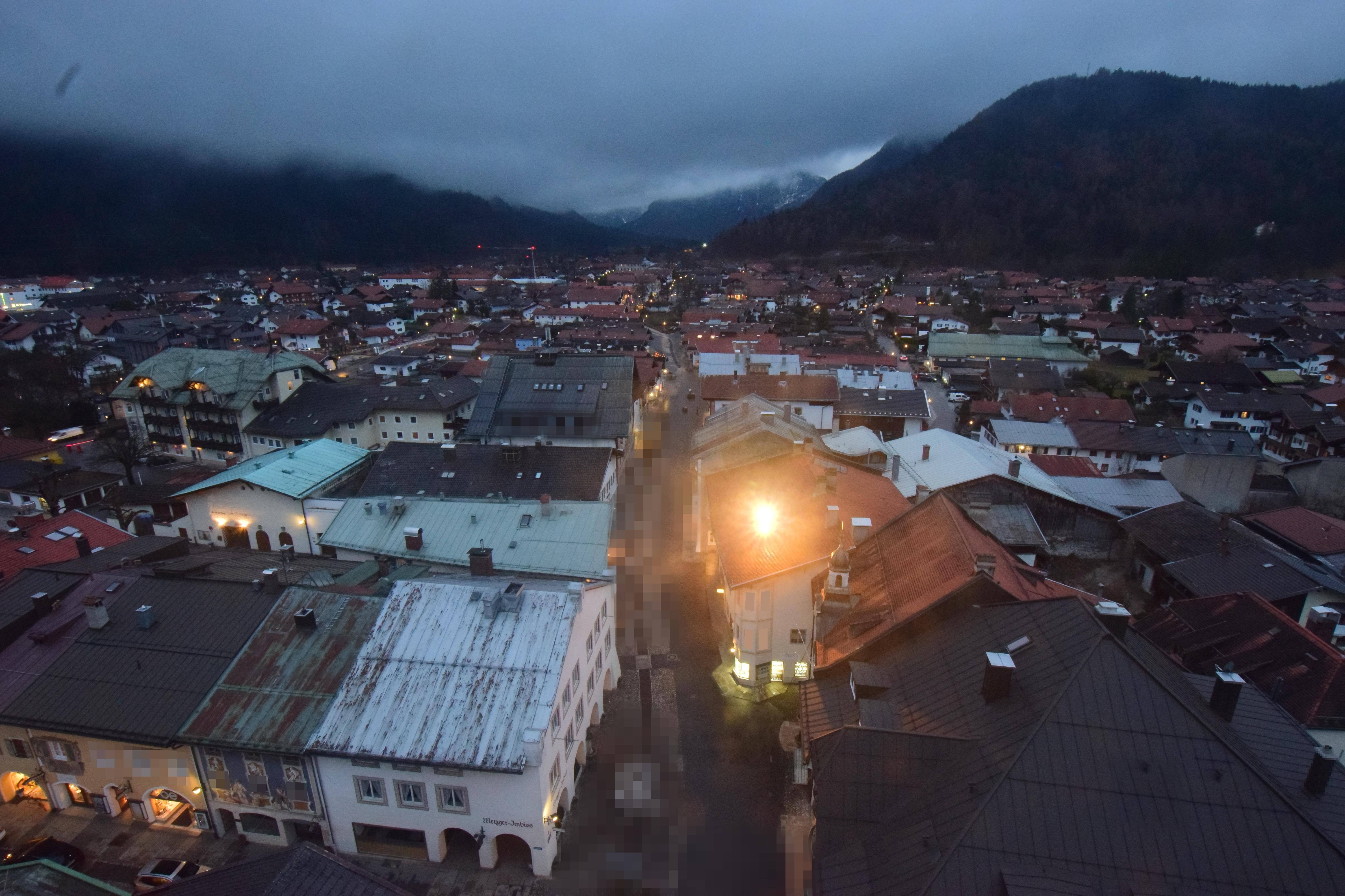 Archiv Foto Webcam Karwendel Mittenwald - Kirche