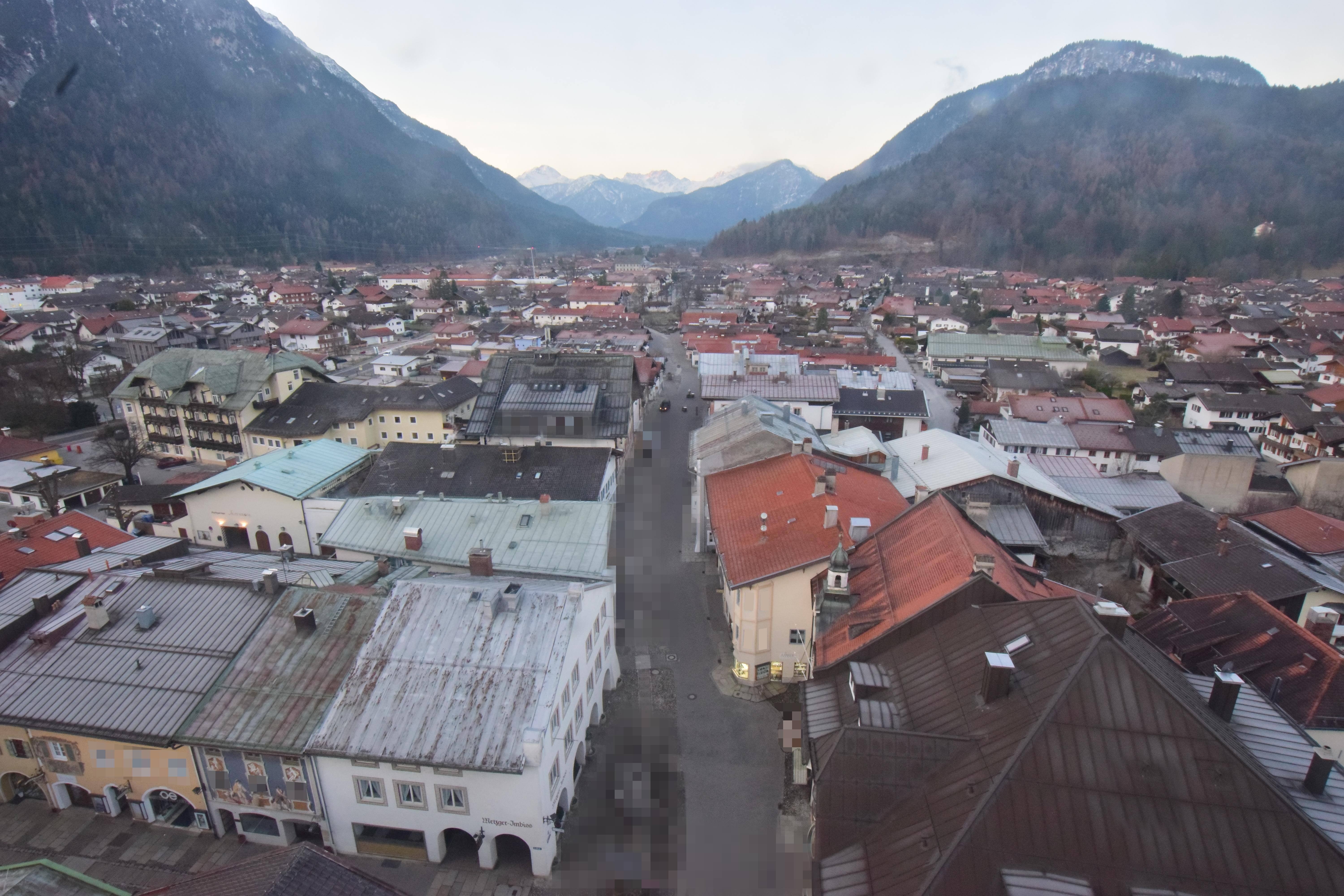 Archiv Foto Webcam Karwendel Mittenwald - Kirche