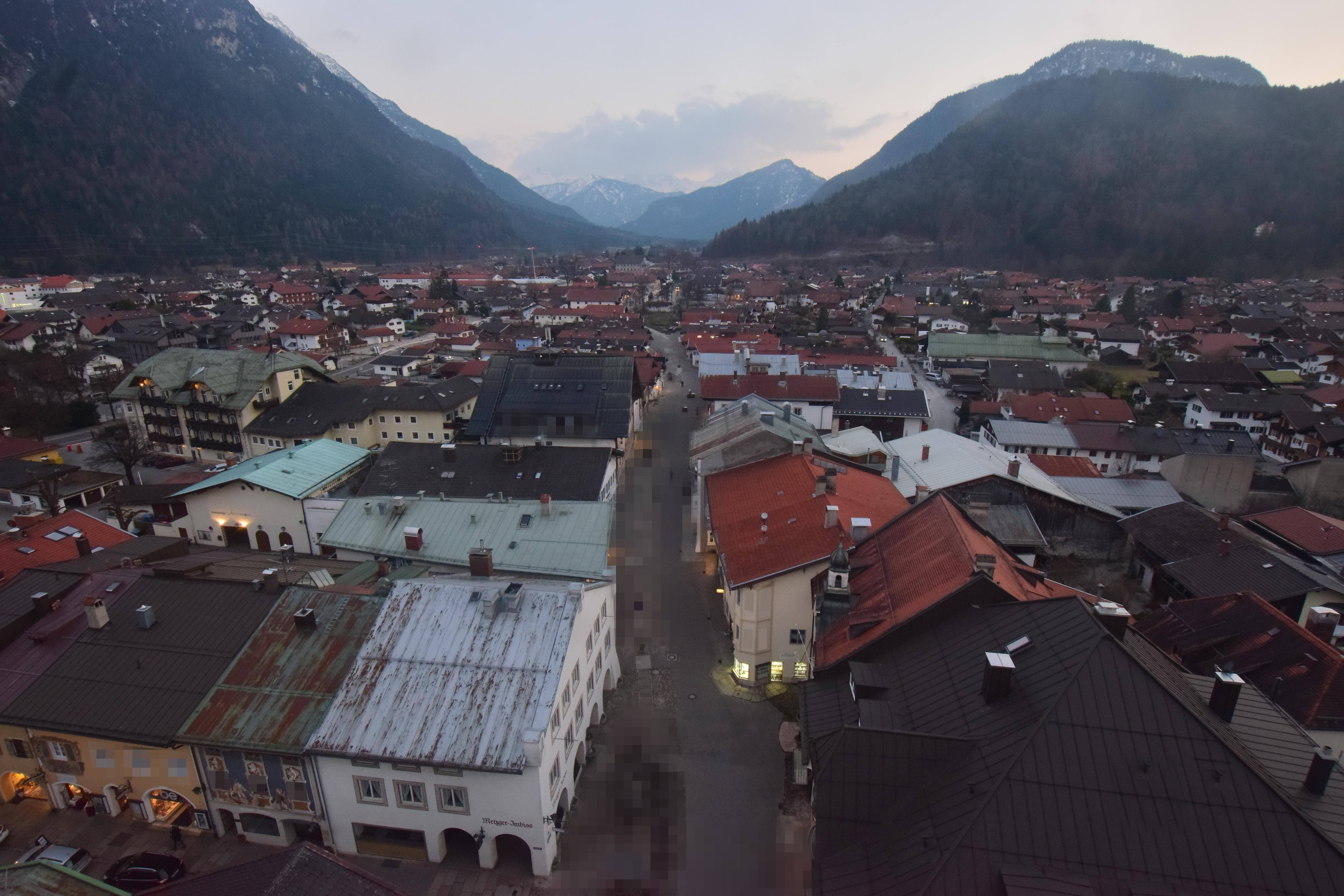 Archiv Foto Webcam Karwendel Mittenwald - Kirche