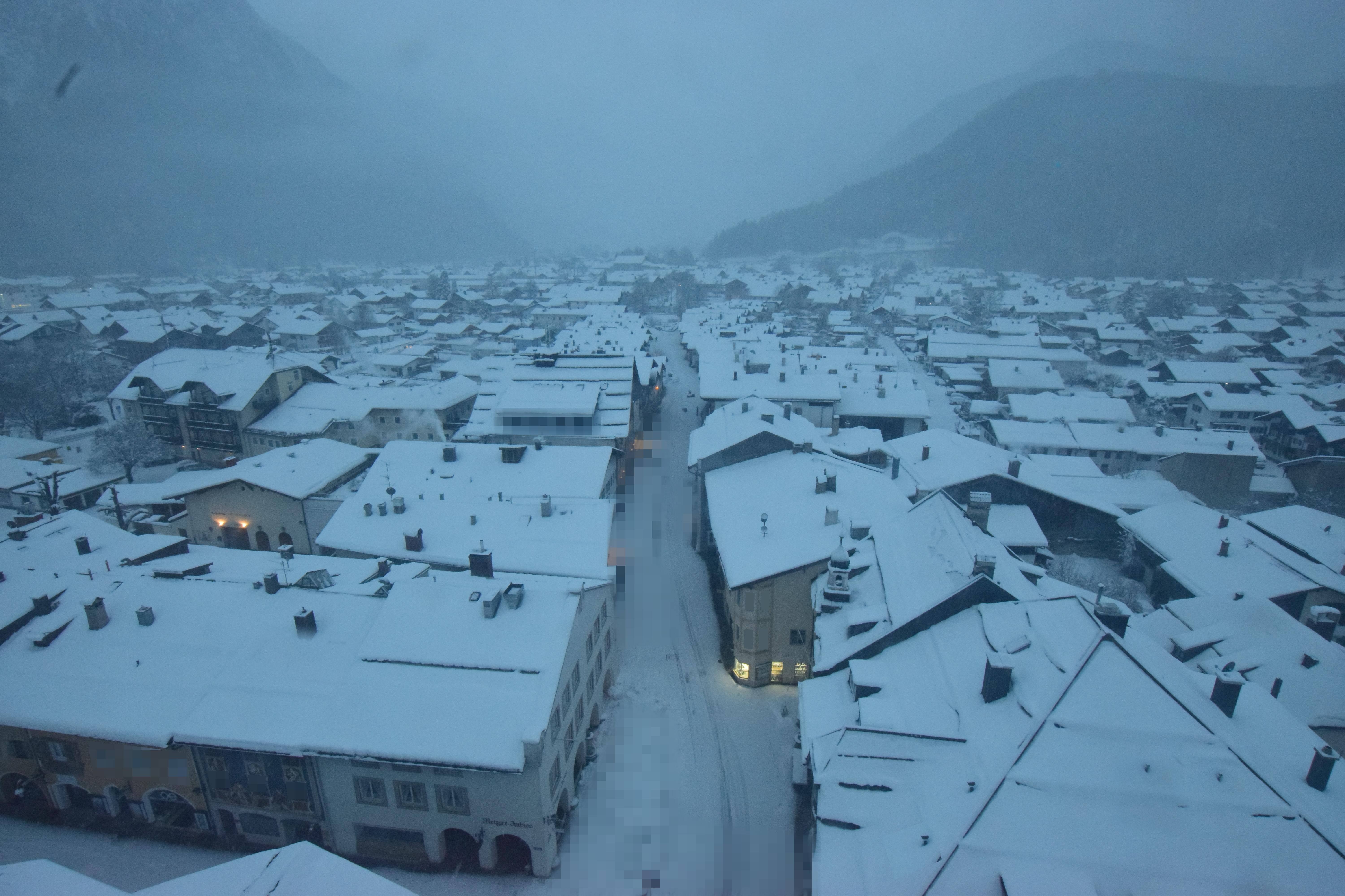 Archiv Foto Webcam Karwendel Mittenwald - Kirche