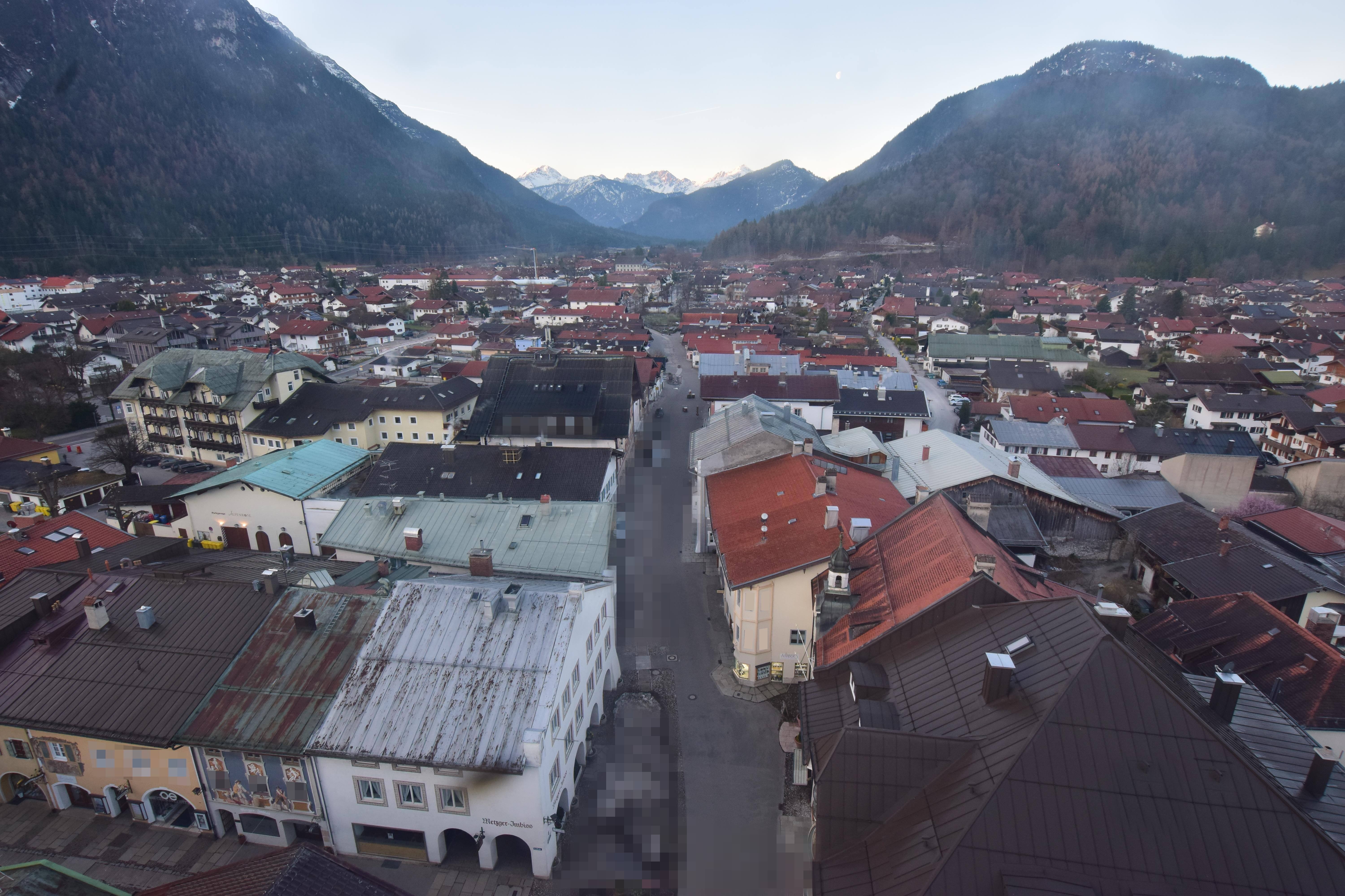 Archiv Foto Webcam Karwendel Mittenwald - Kirche