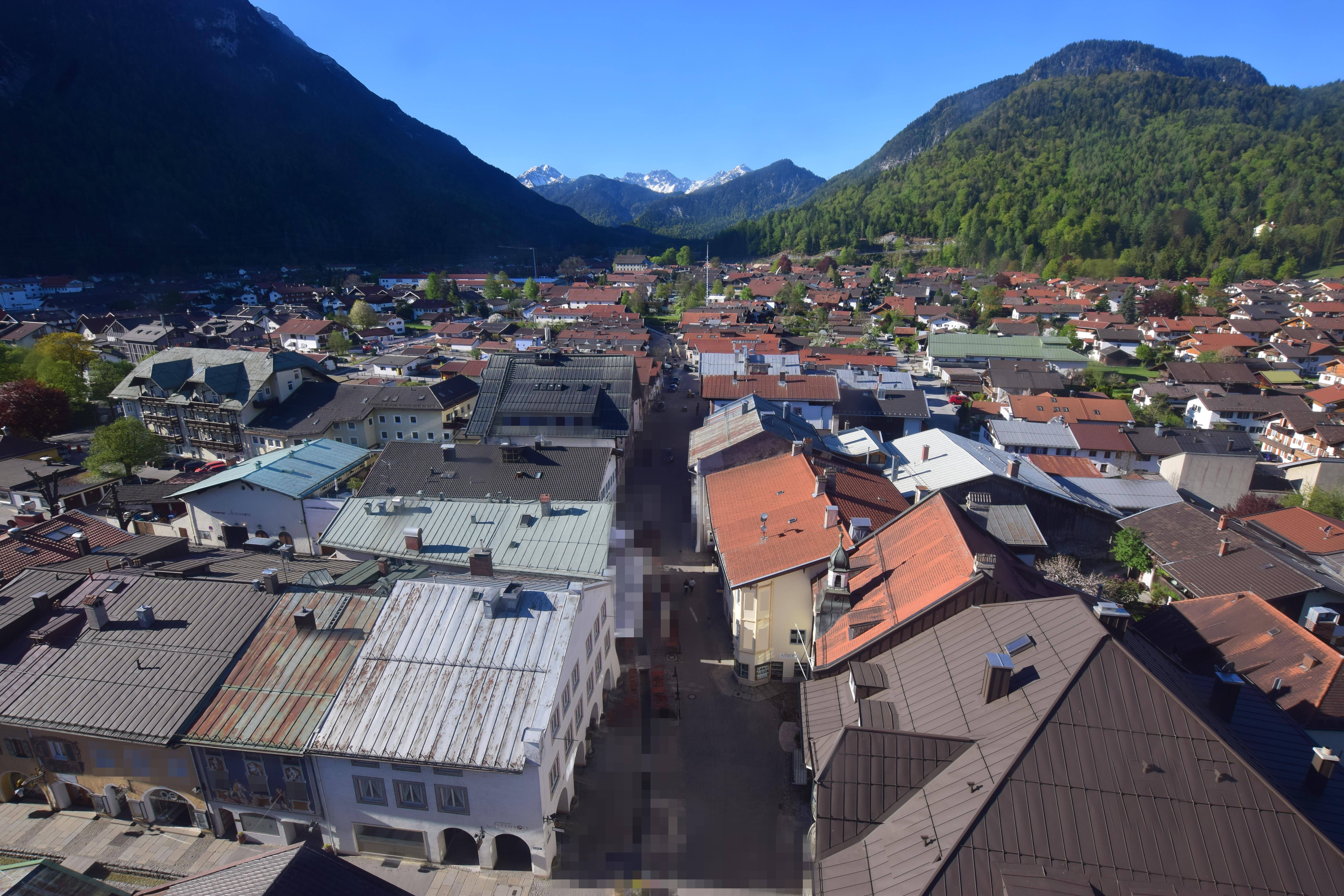 Archived image Webcam Karwendel Mittenwald - Church
