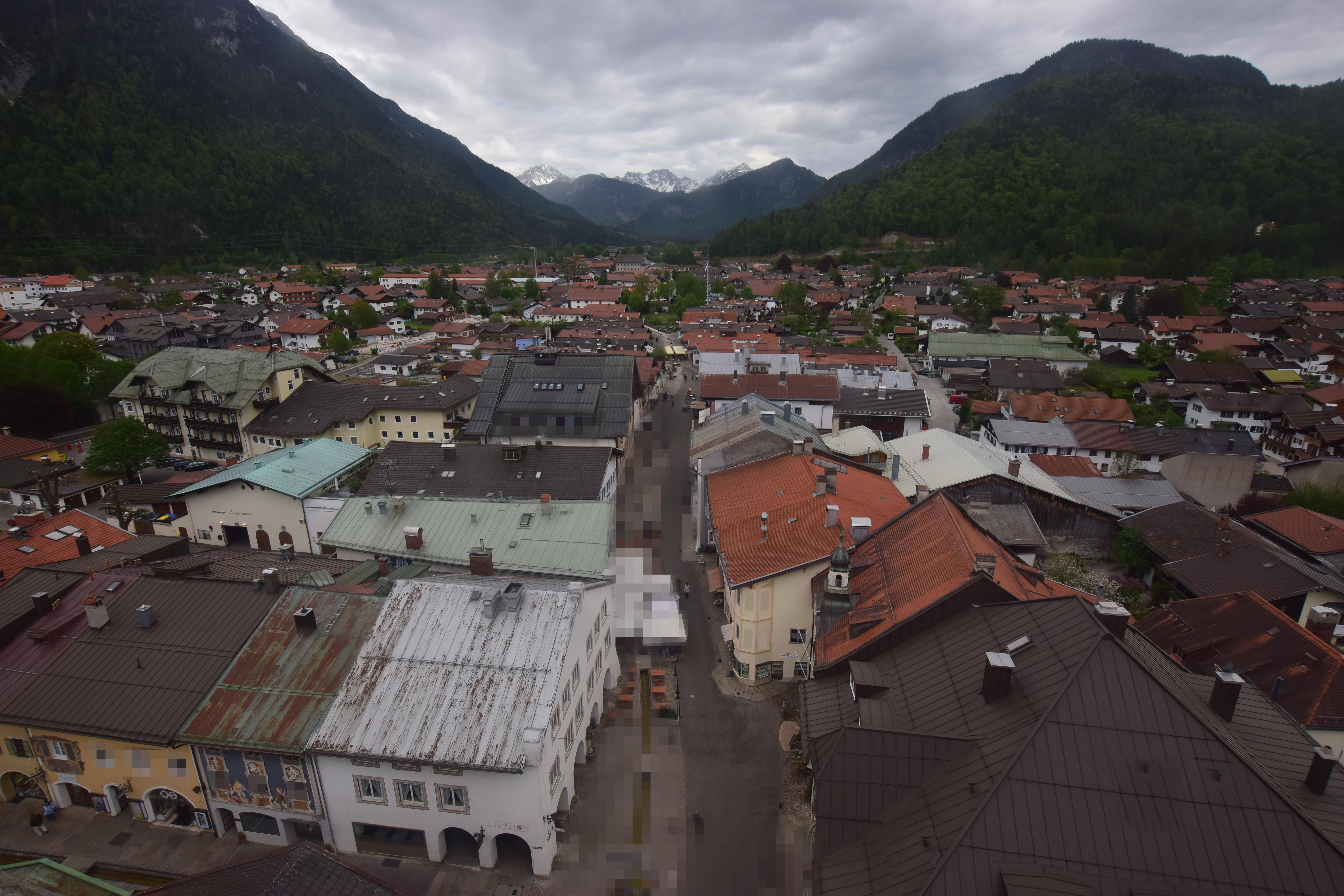 Archived image Webcam Karwendel Mittenwald - Church