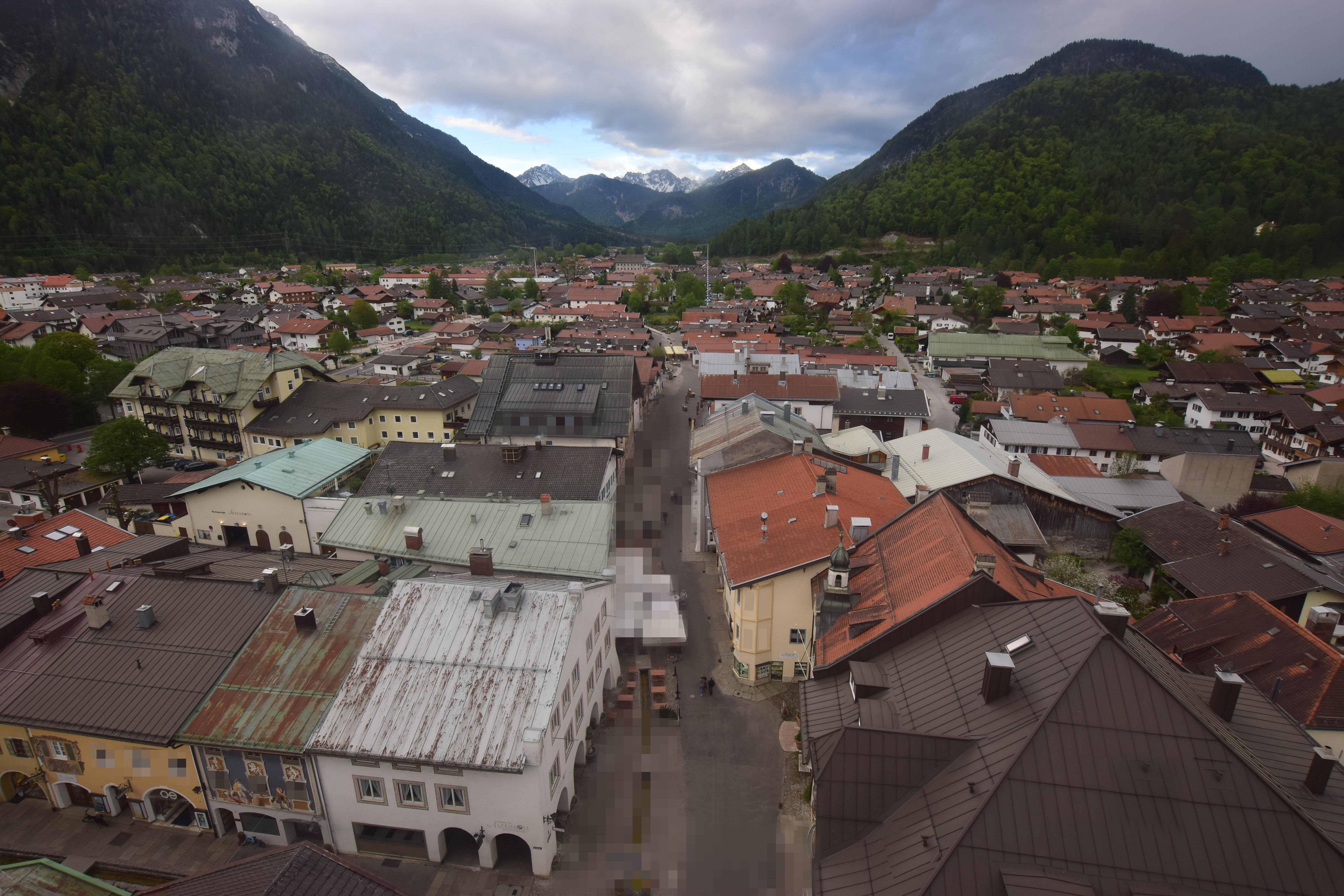 Archived image Webcam Karwendel Mittenwald - Church