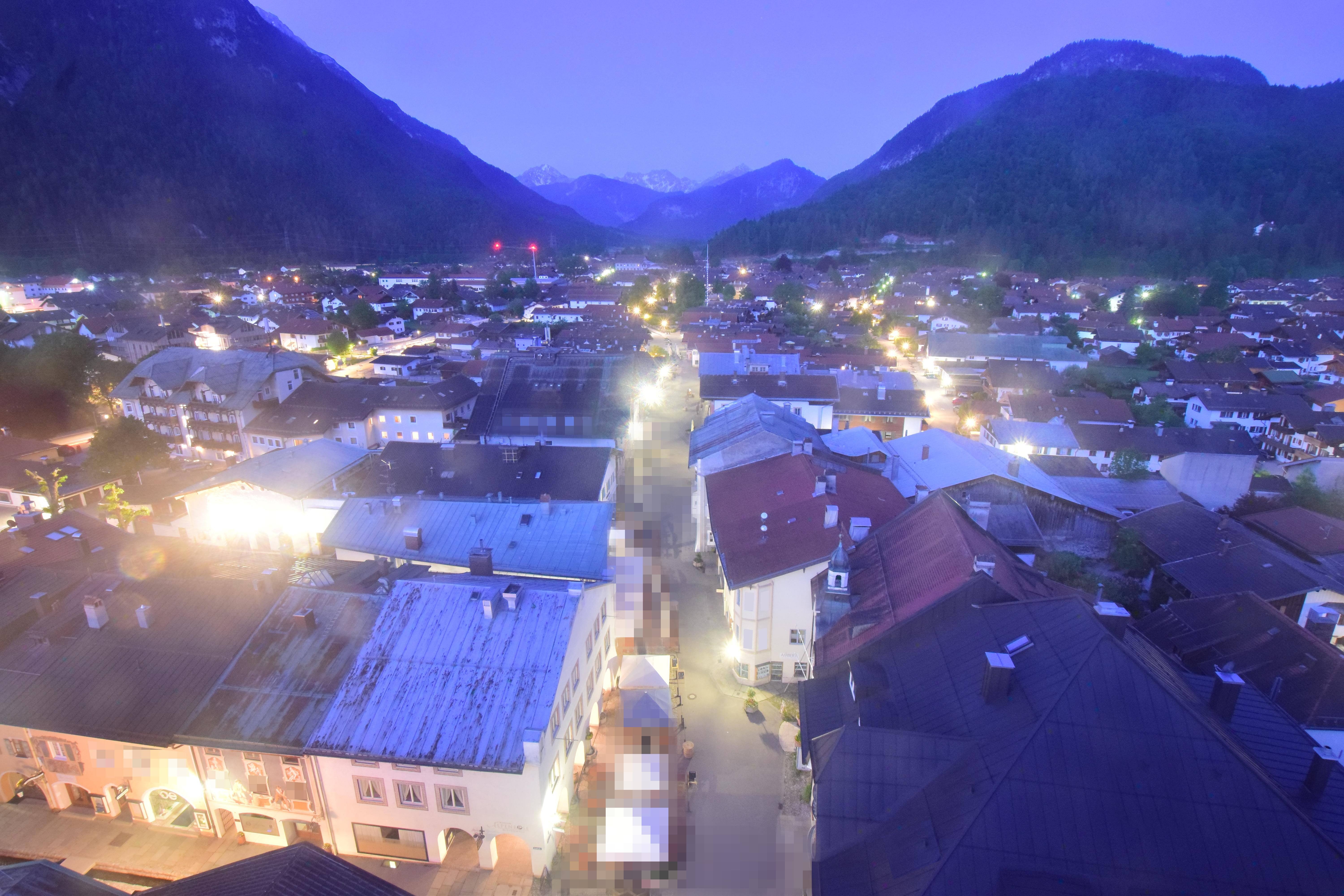 Archiv Foto Webcam Karwendel Mittenwald - Kirche