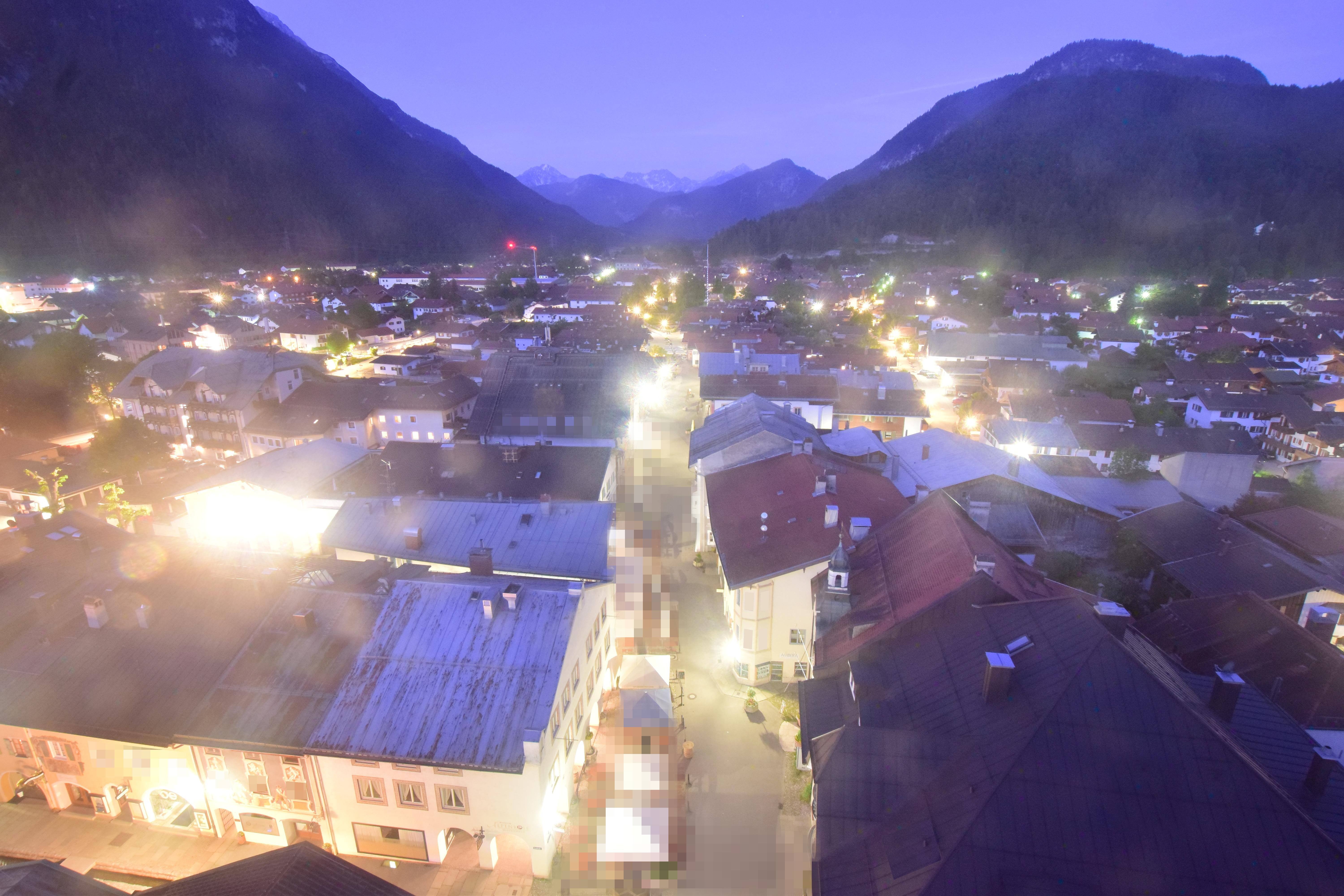 Archiv Foto Webcam Karwendel Mittenwald - Kirche