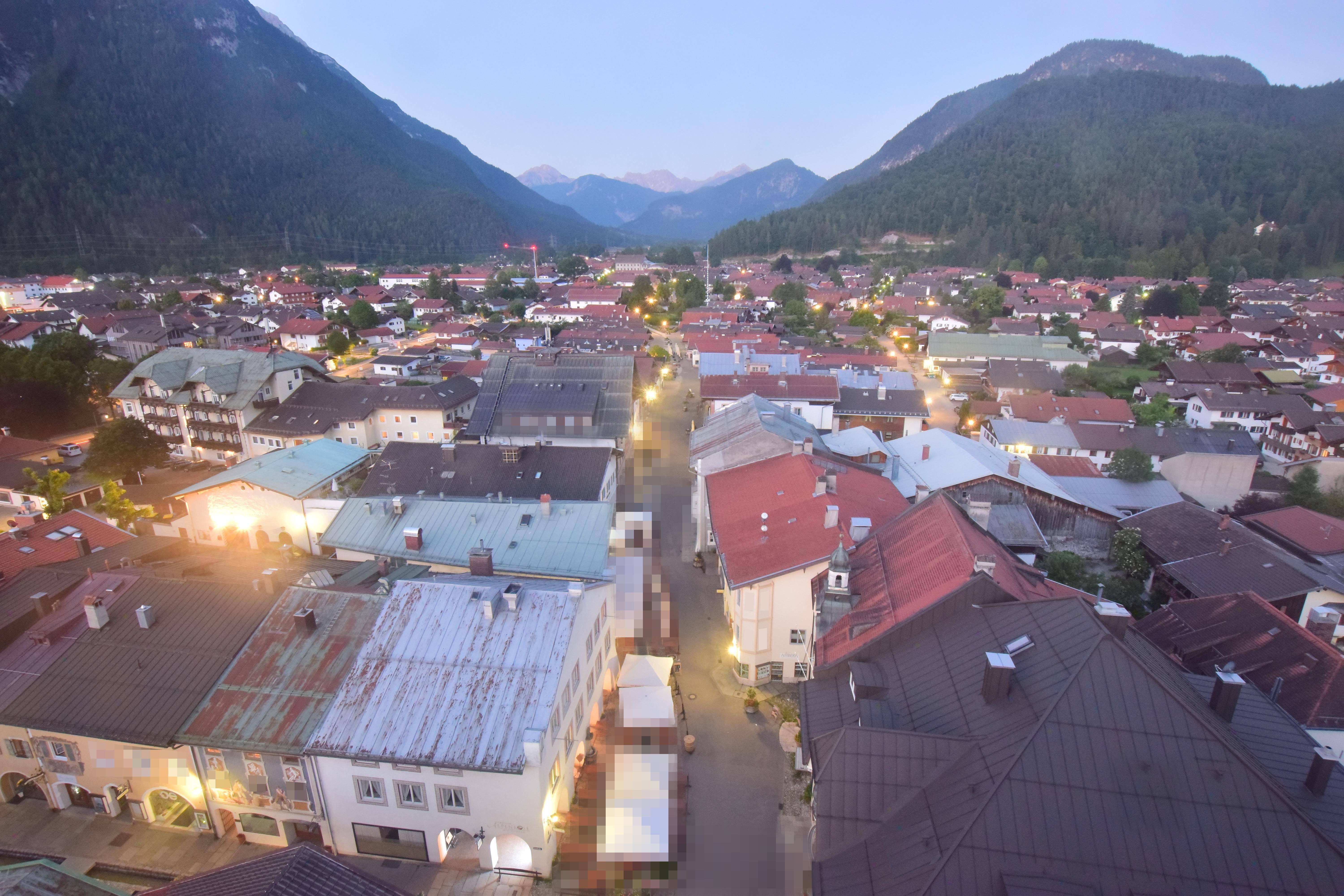 Archiv Foto Webcam Karwendel Mittenwald - Kirche