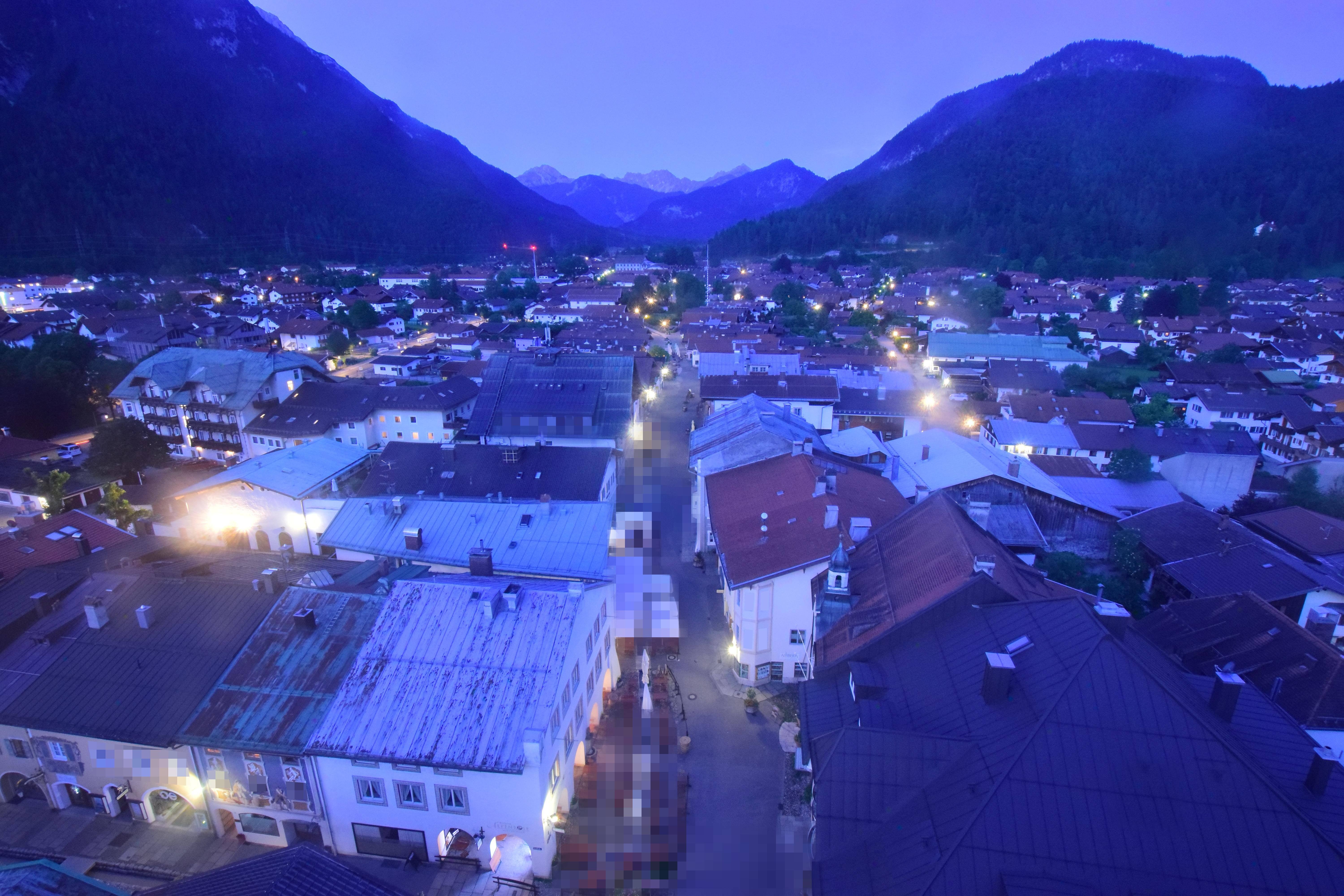Archiv Foto Webcam Karwendel Mittenwald - Kirche