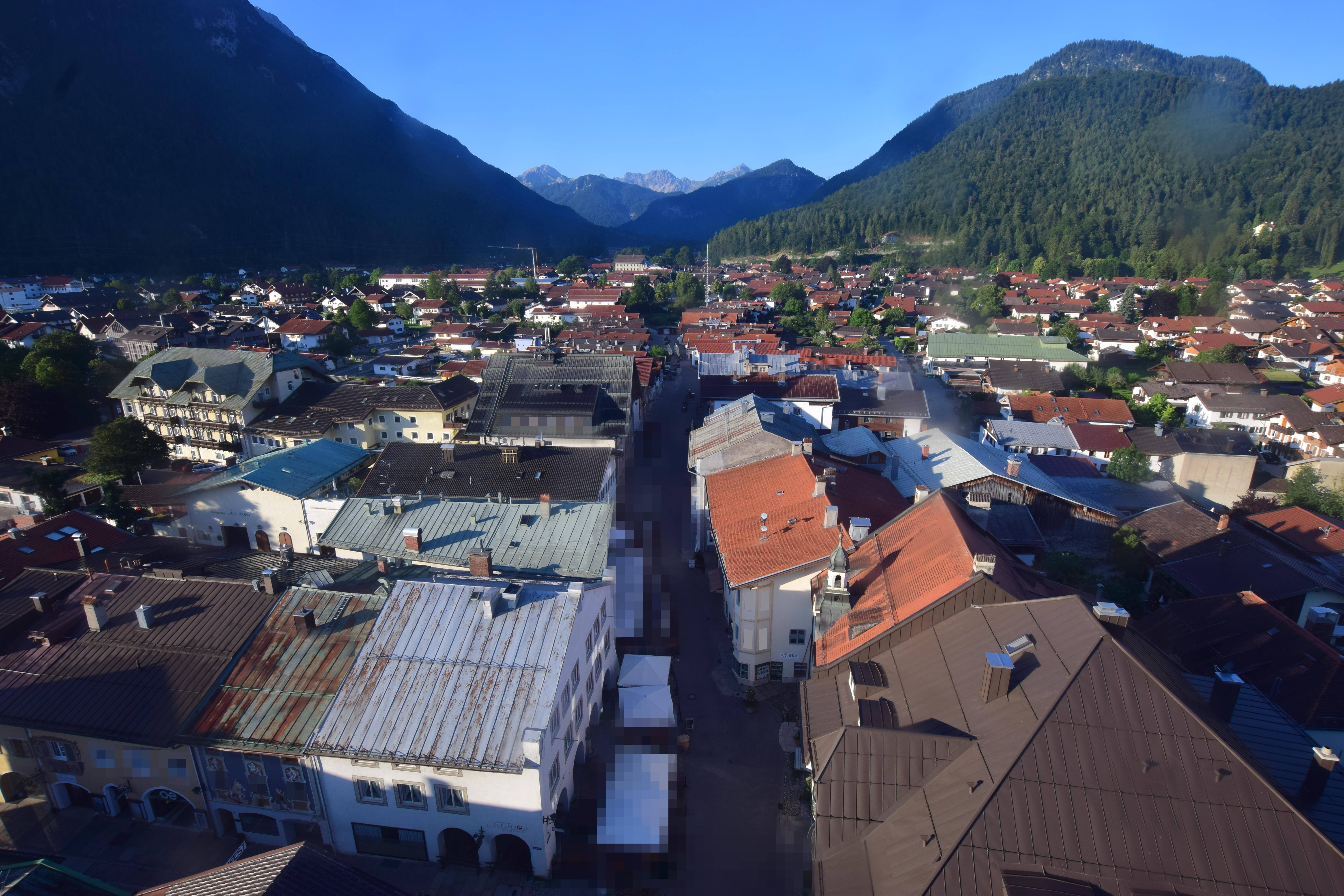 Archived image Webcam Karwendel Mittenwald - Church