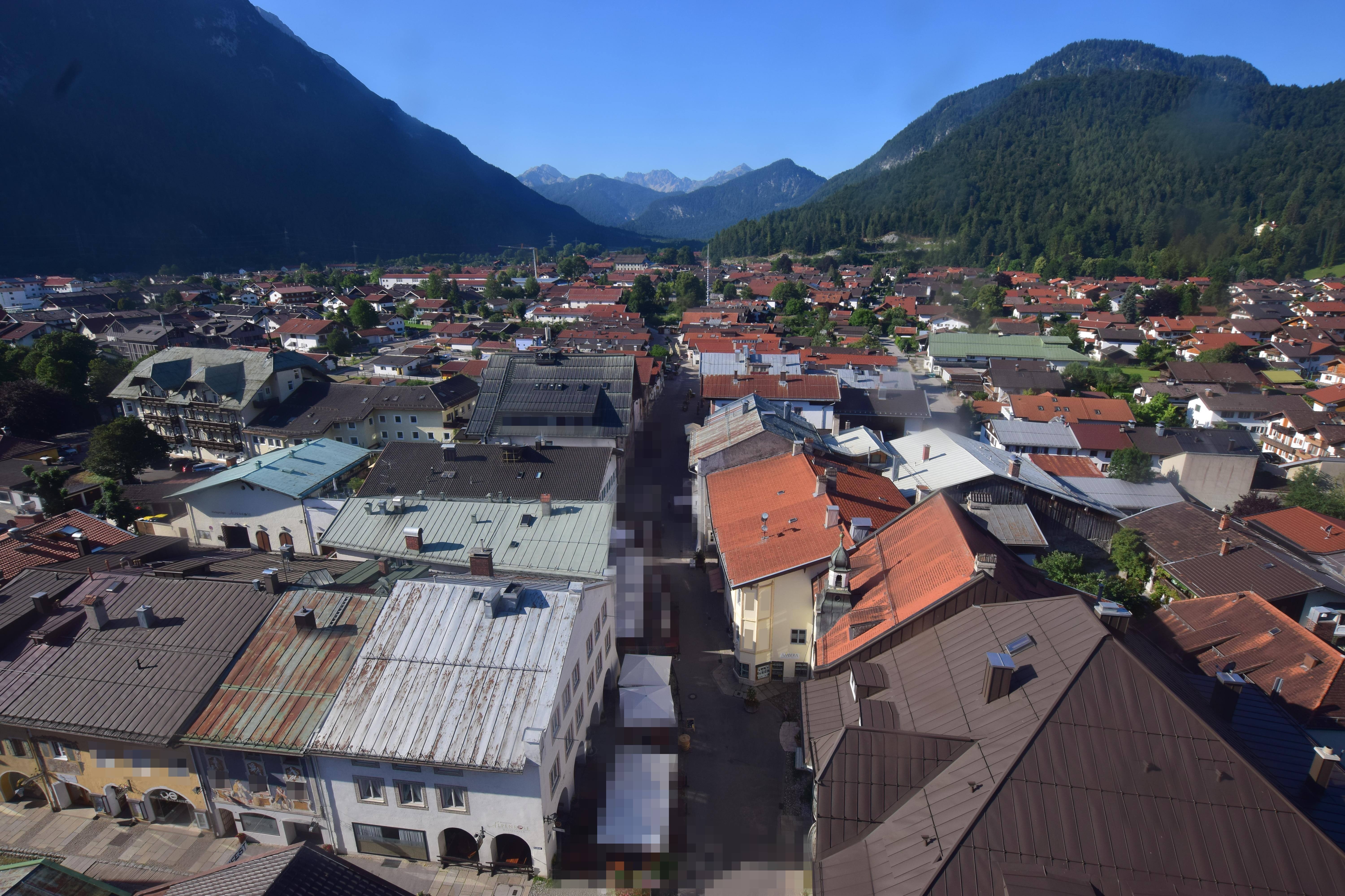 Archived image Webcam Karwendel Mittenwald - Church
